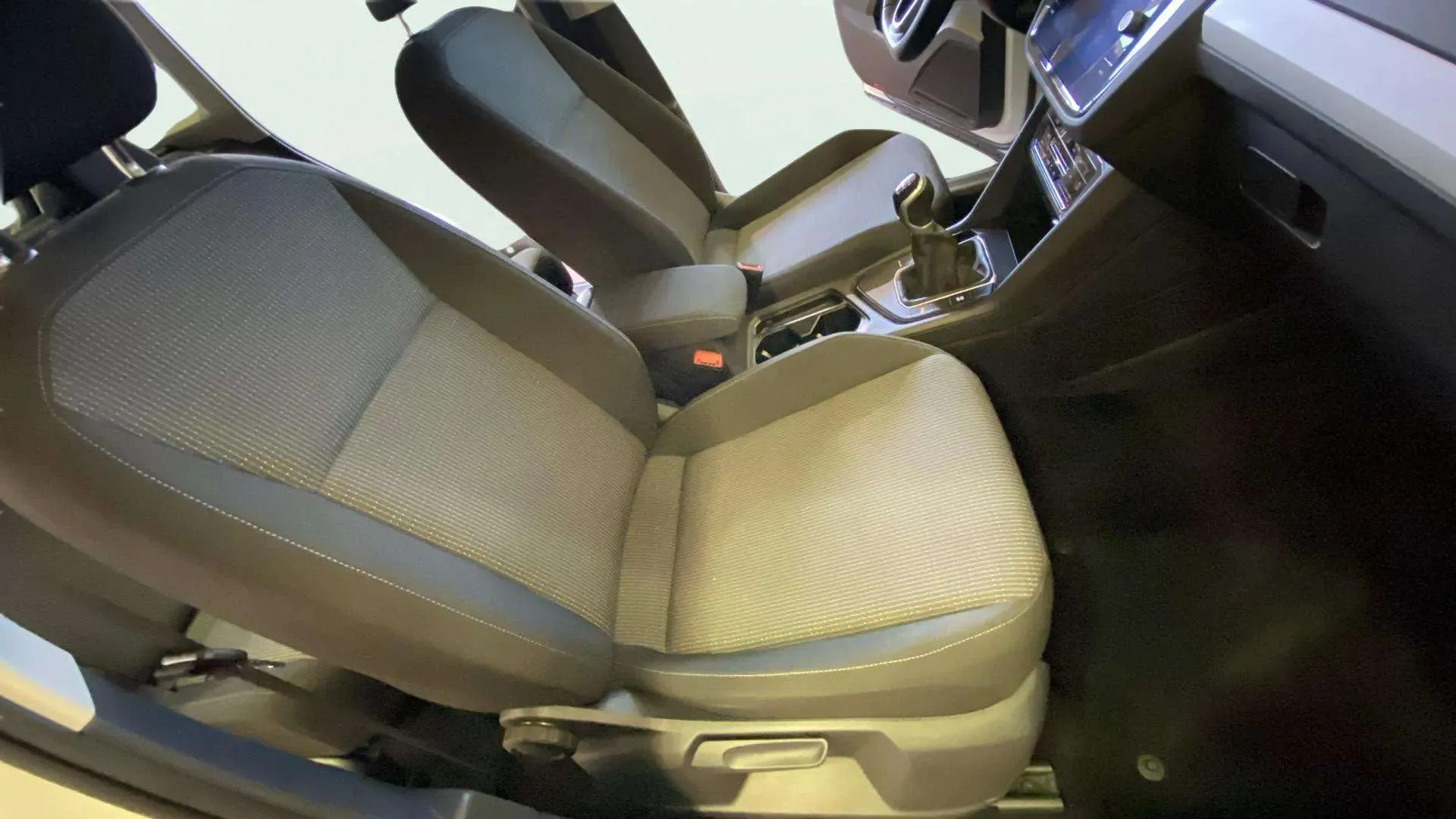 Volkswagen Tiguan 2.0 TDI - foto 13