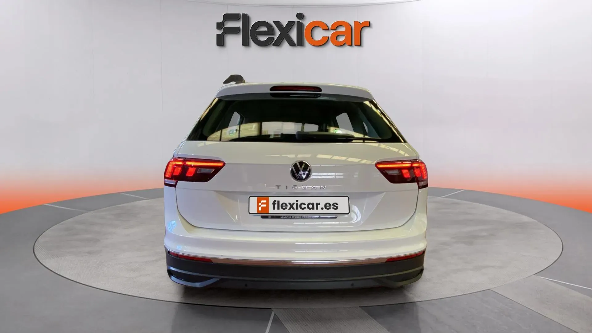 Volkswagen Tiguan 2.0 TDI - foto 5