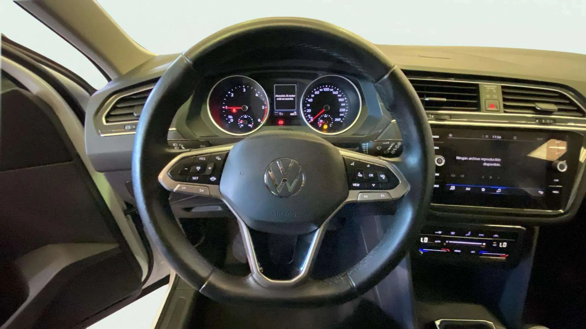 Volkswagen Tiguan 2.0 TDI - foto 10