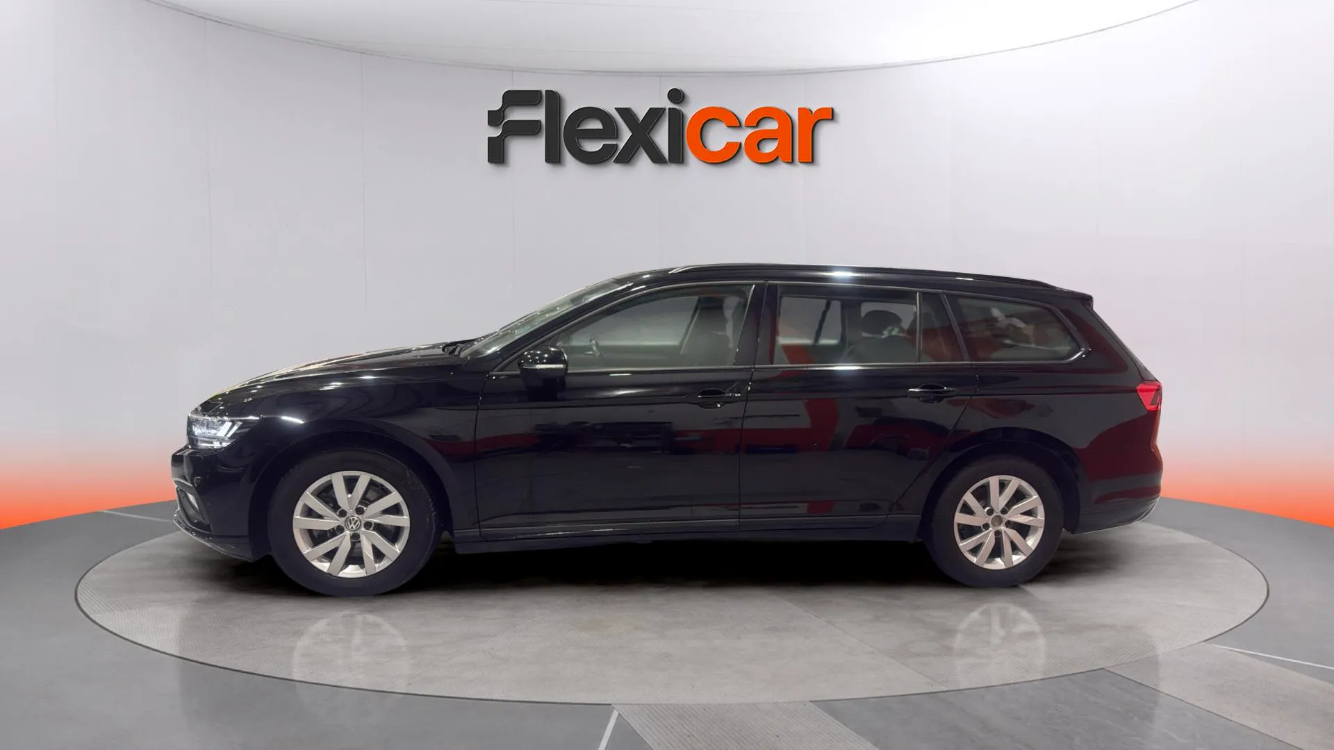Volkswagen Passat Variant Business 1.6 TDI DSG - foto 4