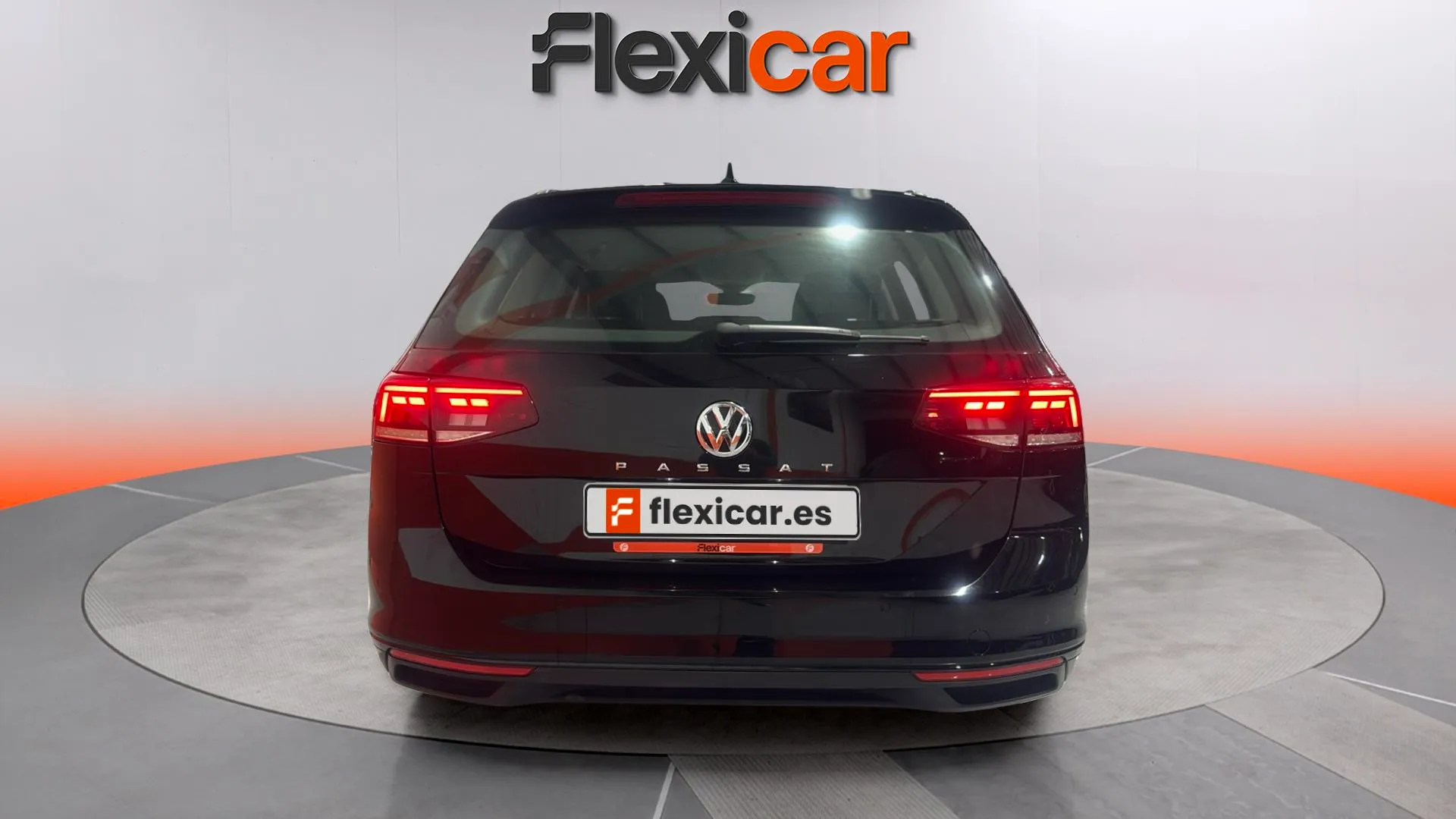 Volkswagen Passat Variant Business 1.6 TDI DSG - foto 6