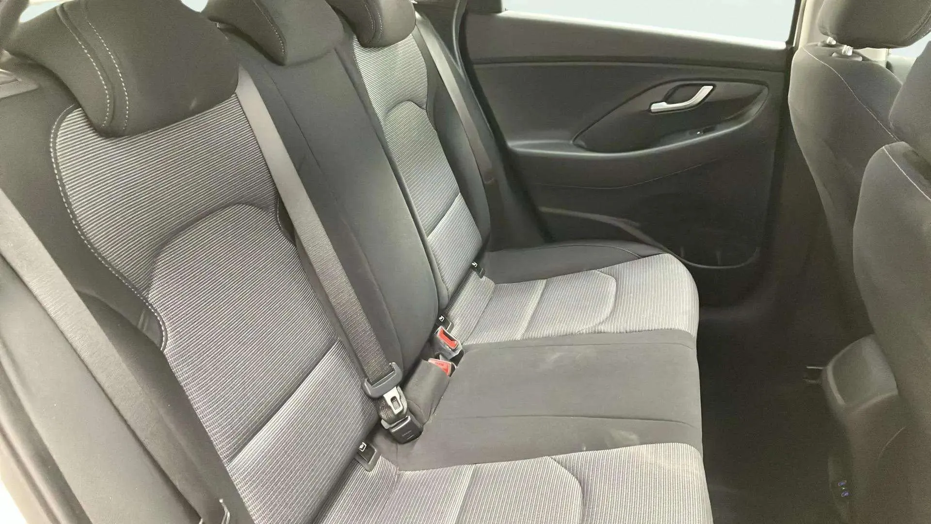Hyundai i30 1.0 T-GDi 48V Klass - foto 13