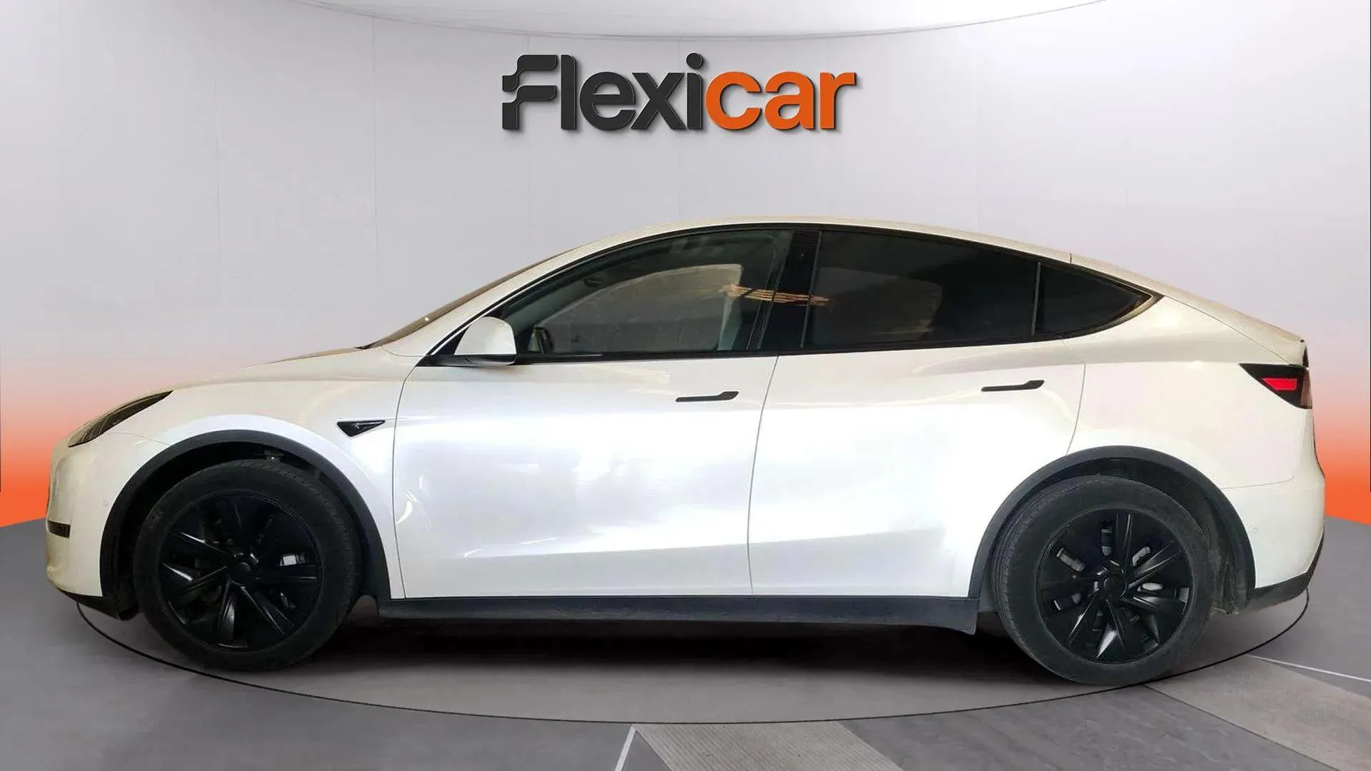 Tesla Model Y Gran Autonomía 4WD - foto 3