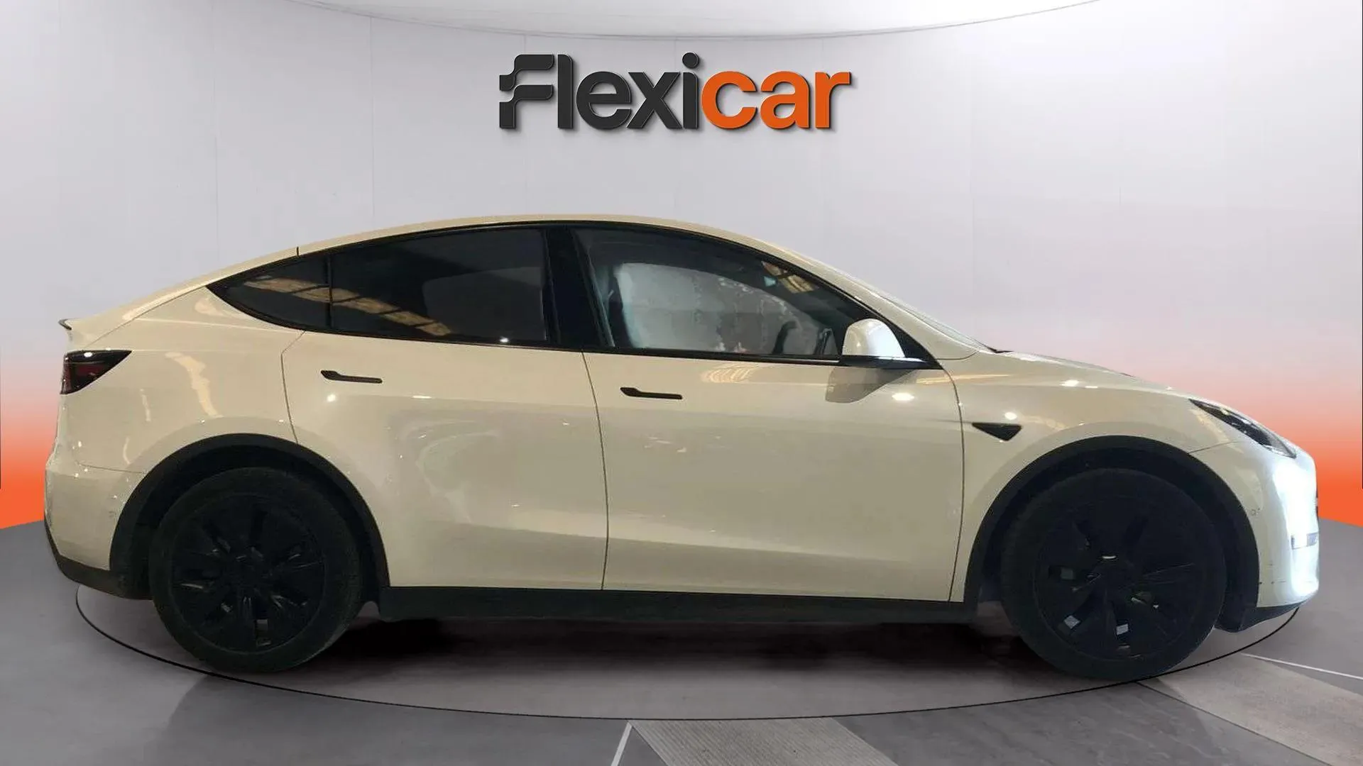 Tesla Model Y Gran Autonomía 4WD - foto 5