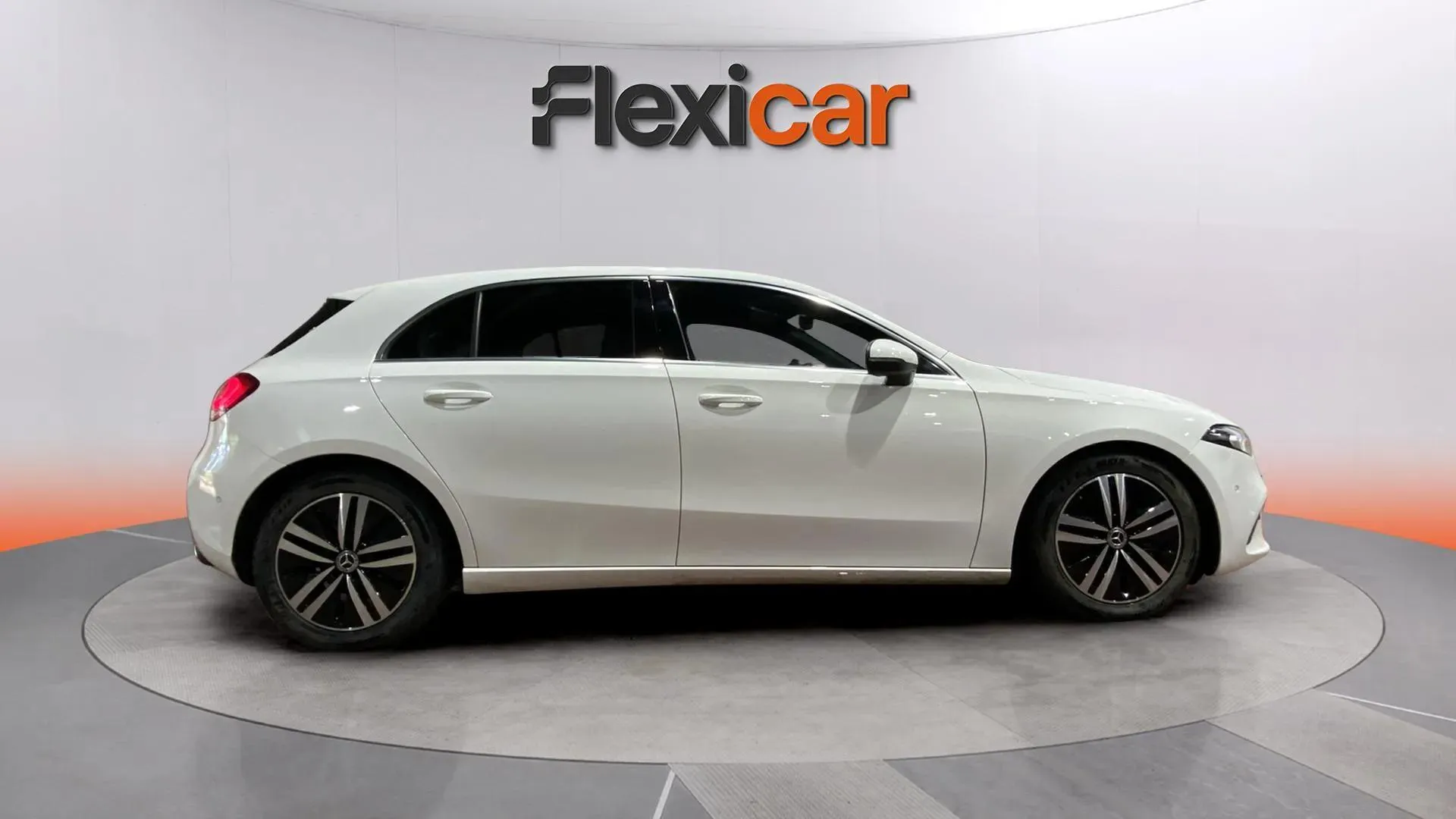 Mercedes-Benz Clase A A 180 d - foto 4