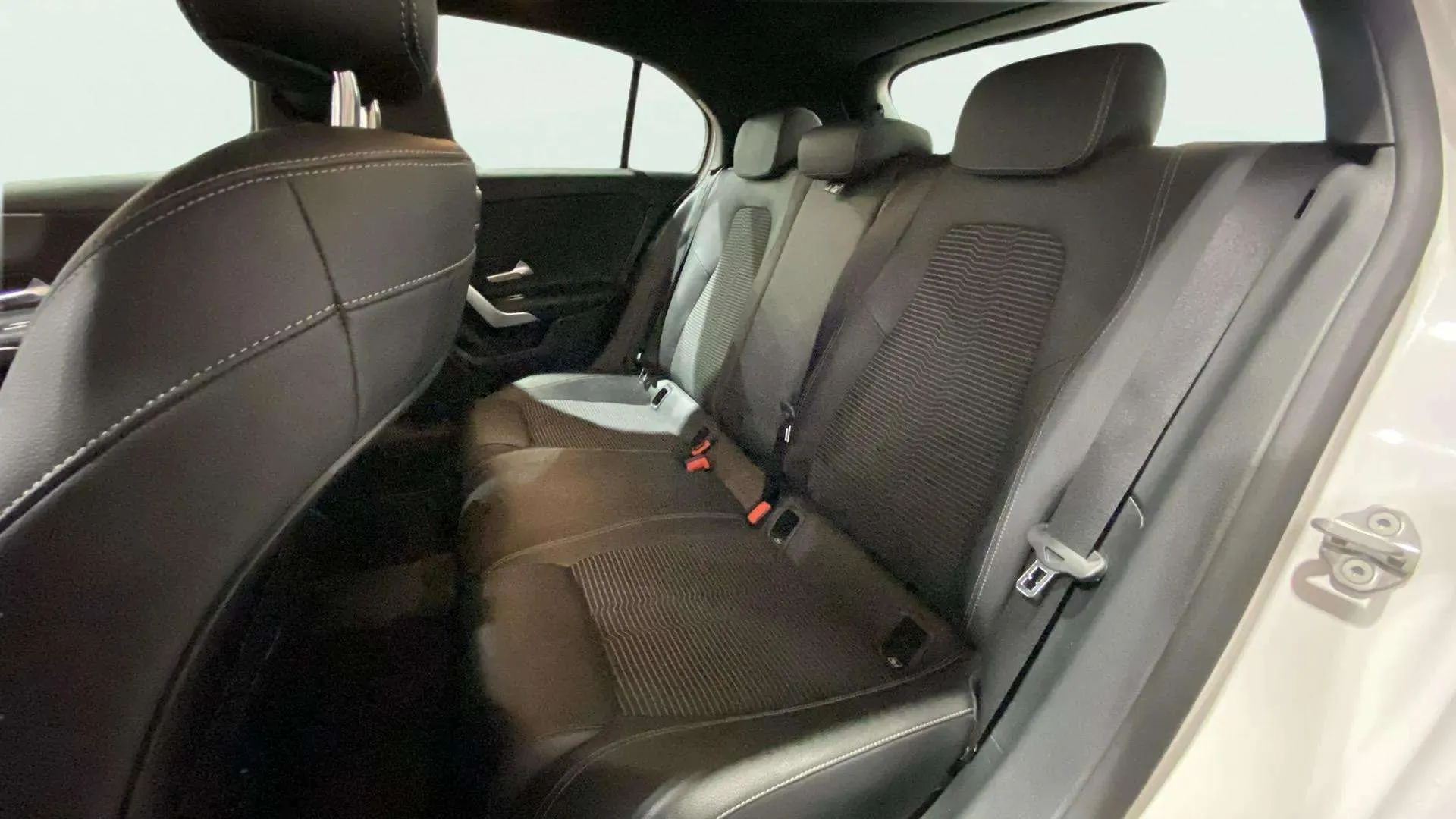 Mercedes-Benz Clase A A 180 d - foto 13
