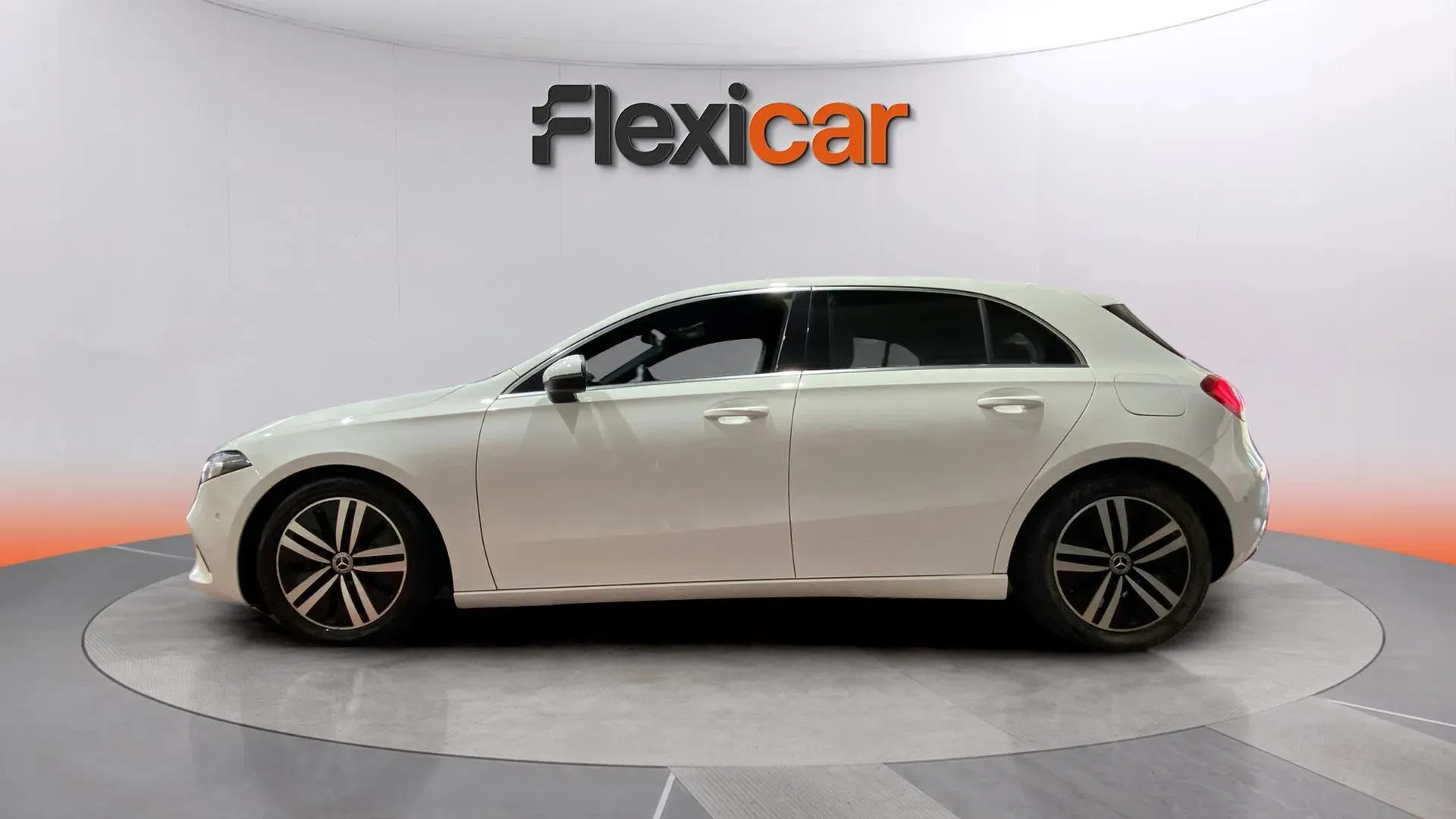 Mercedes-Benz Clase A A 180 d - foto 3