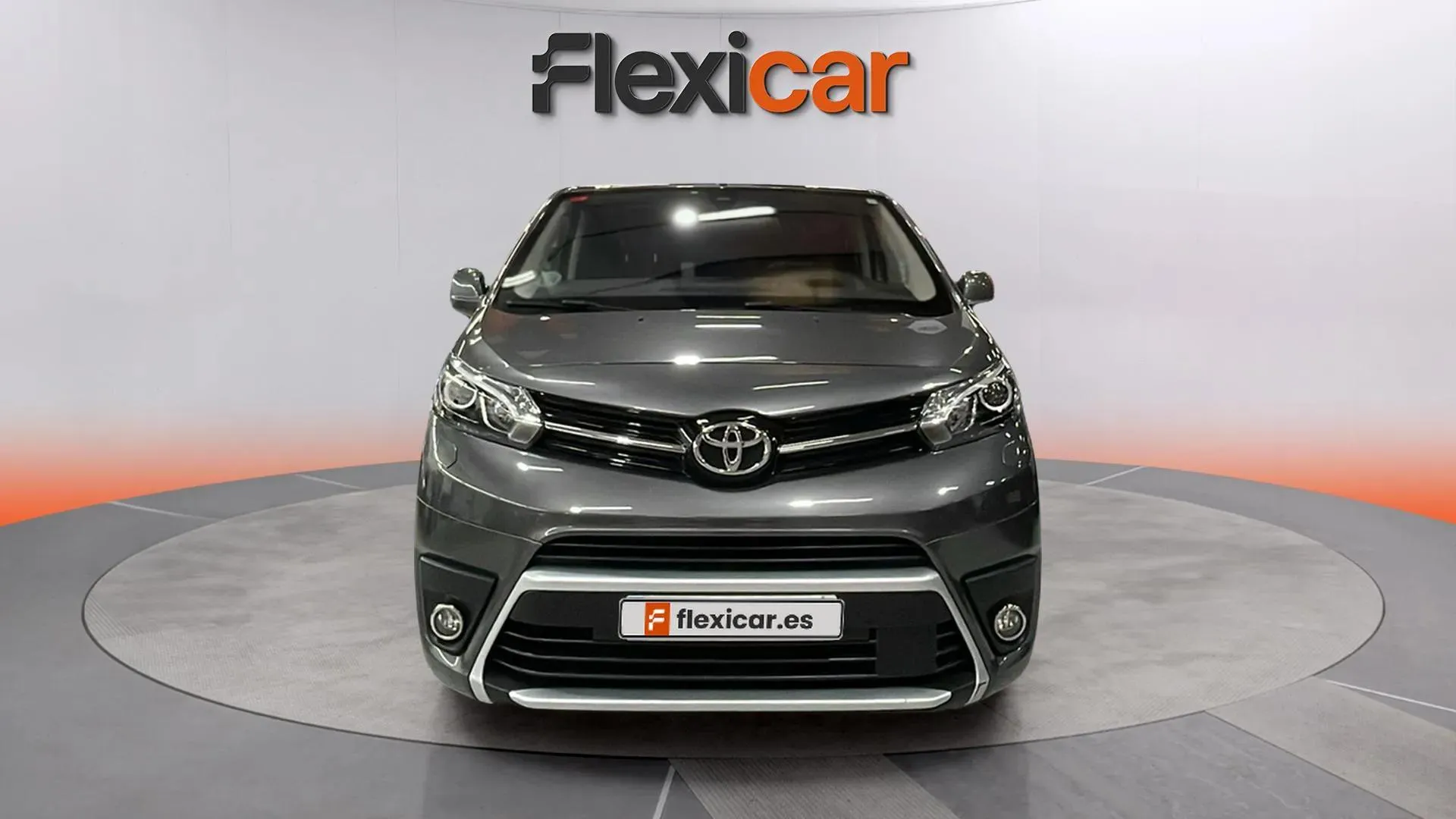 Toyota Proace Verso VIP Largo (L2) 2,0D - foto 8