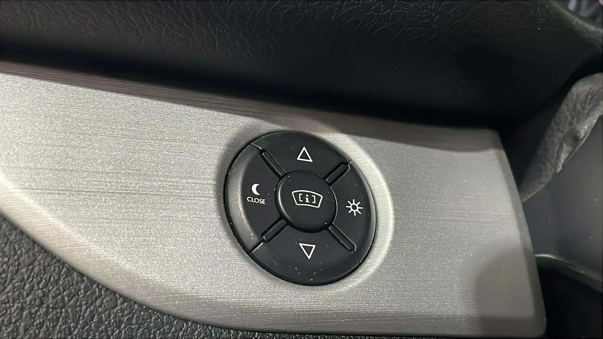 Toyota Proace Verso VIP Largo (L2) 2,0D - foto 28