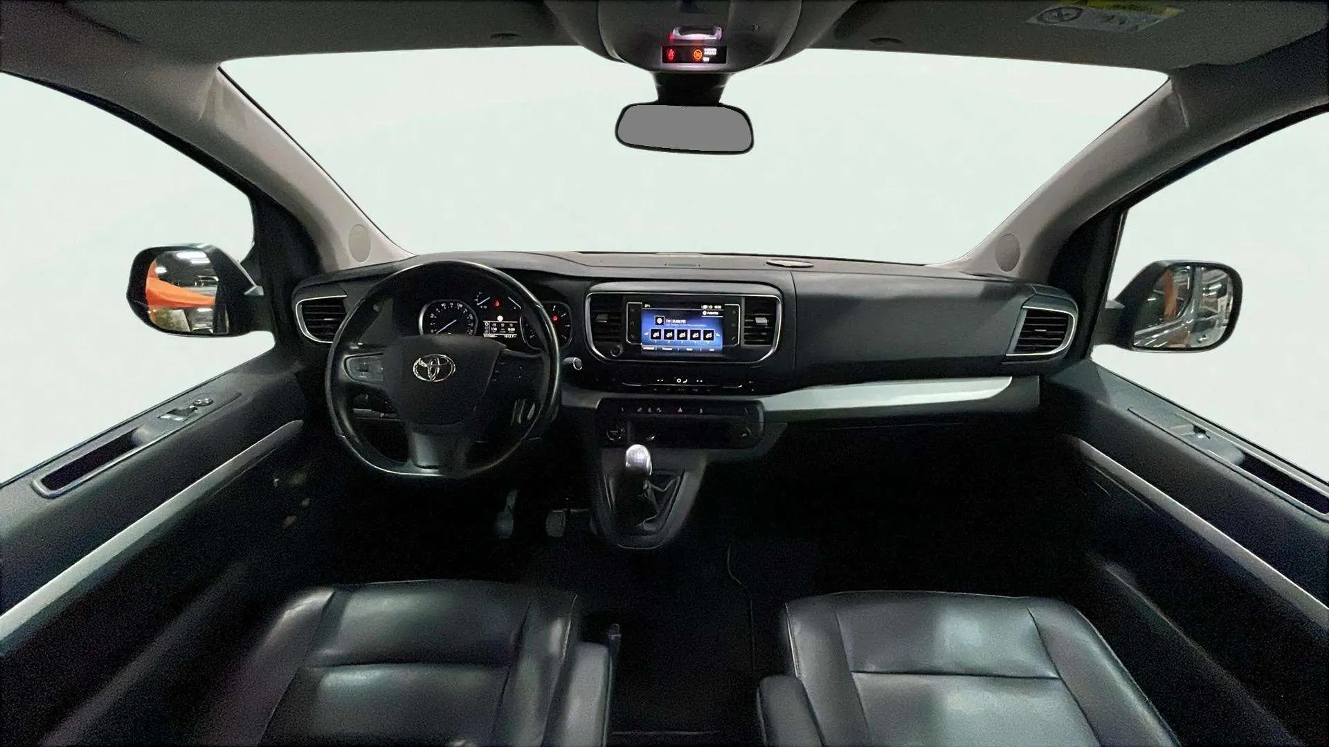 Toyota Proace Verso VIP Largo (L2) 2,0D - foto 9