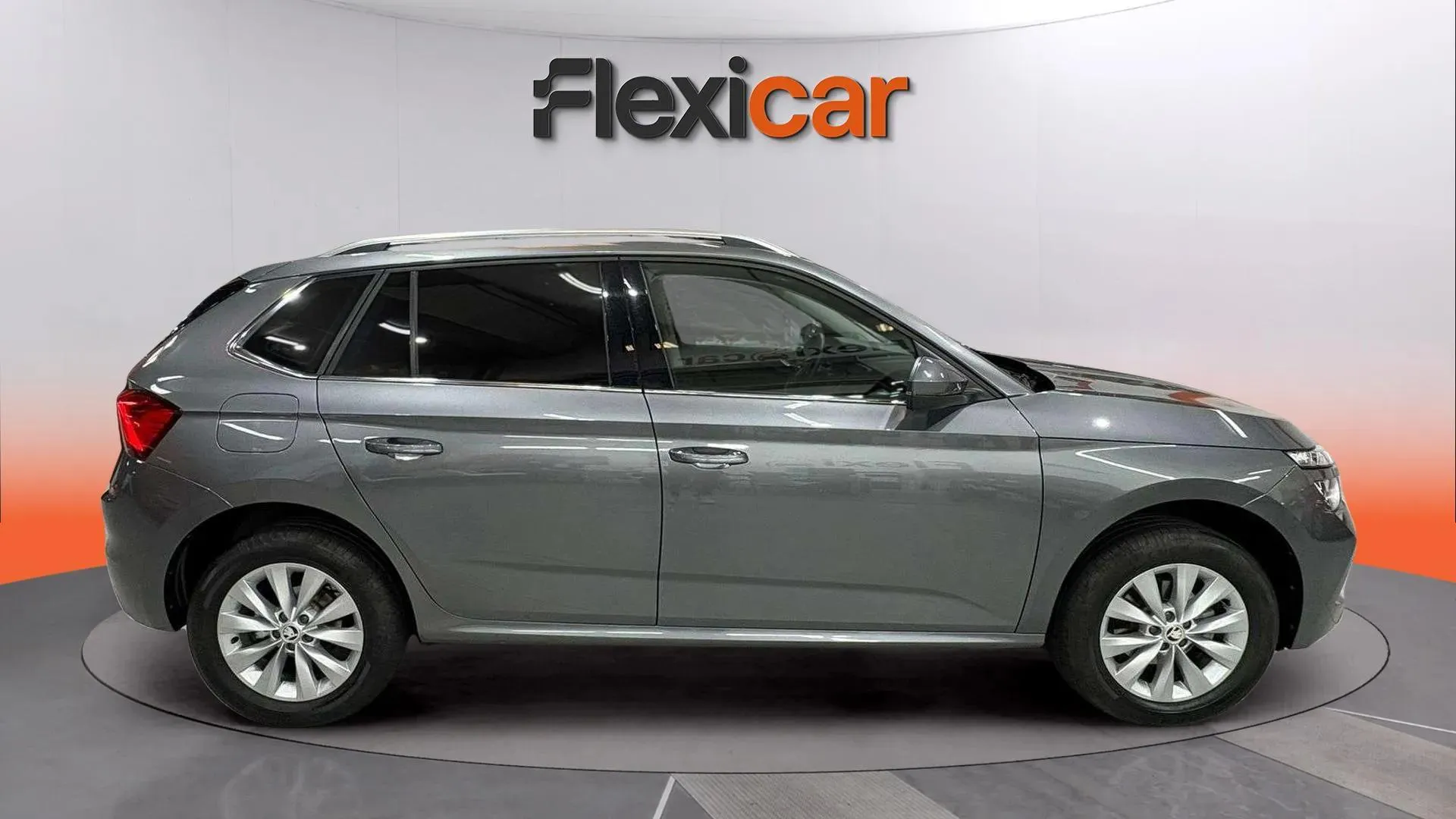 Škoda Kamiq 1.0 TSI Active - foto 7