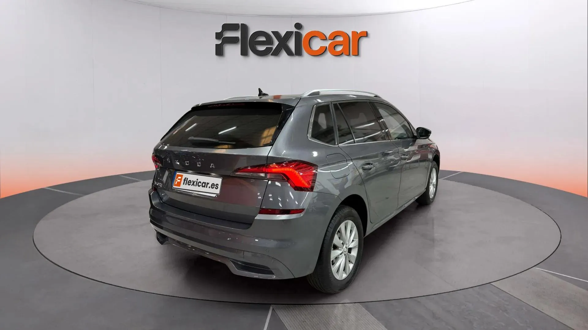 Škoda Kamiq 1.0 TSI Active - foto 6