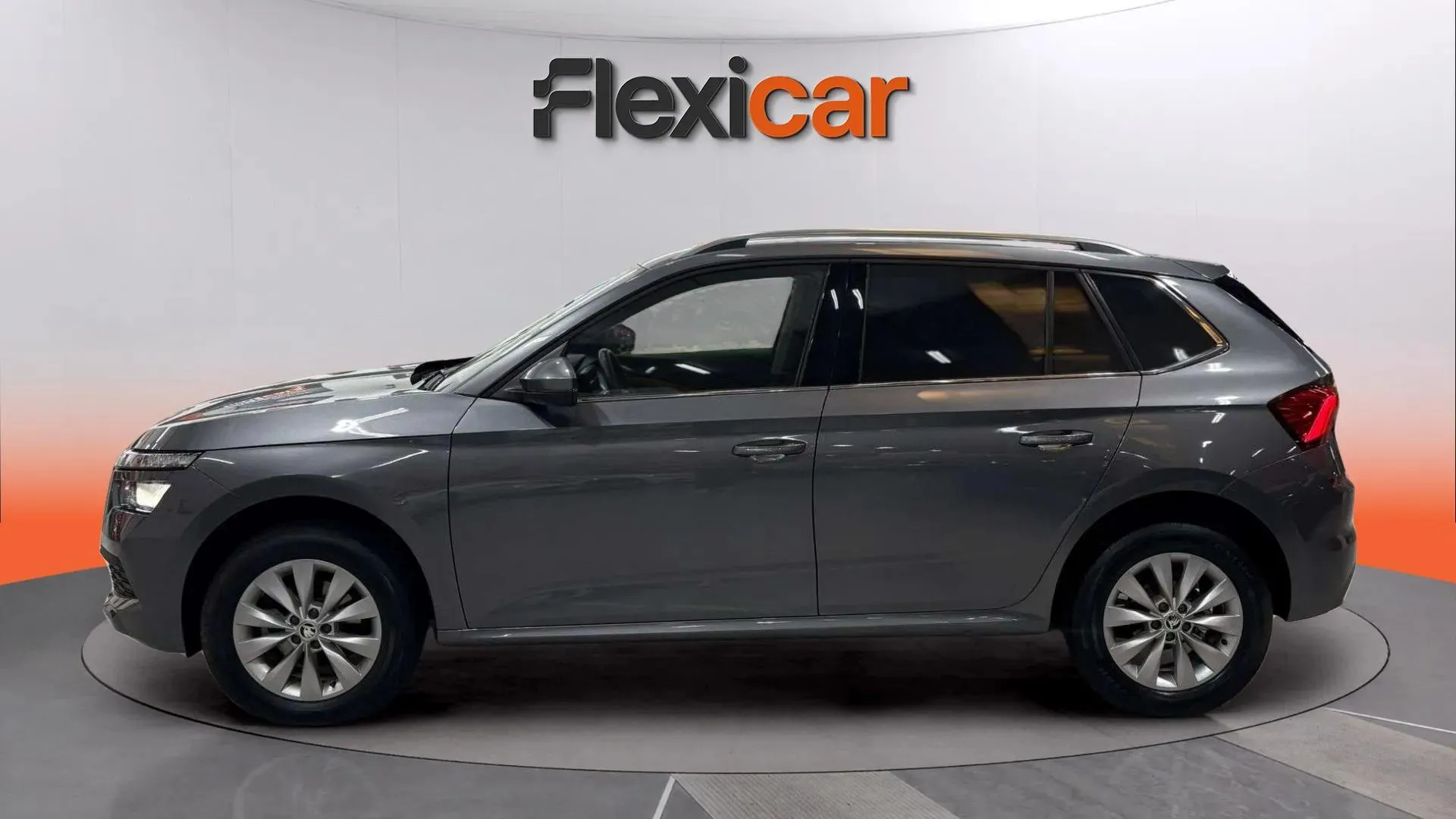 Škoda Kamiq 1.0 TSI Active - foto 4