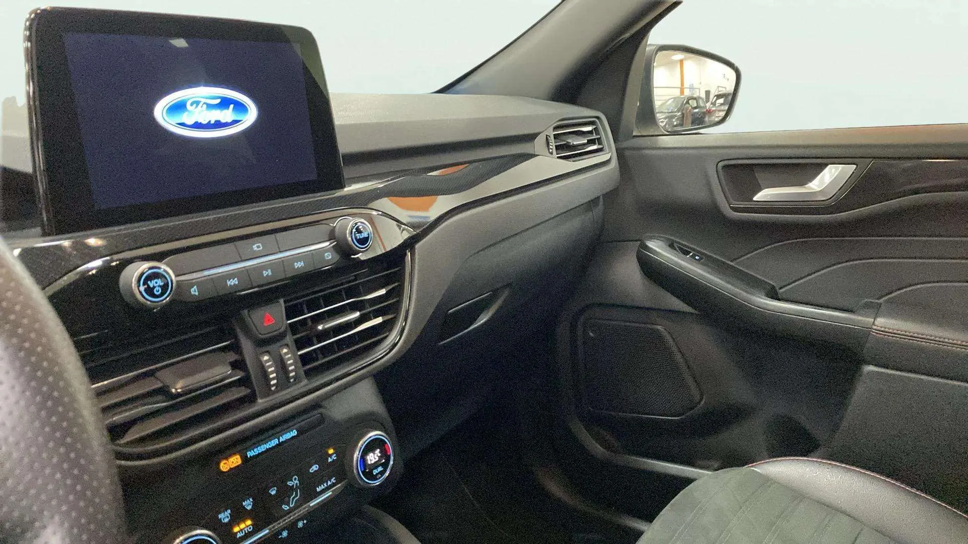 Ford Kuga ST-Line X 2.5 Duratec PHEV - foto 19