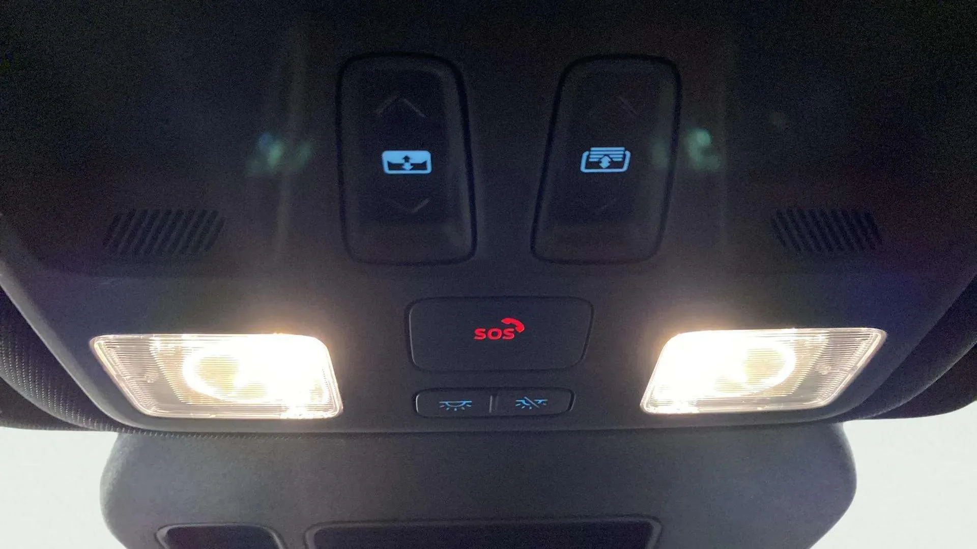 Ford Kuga ST-Line X 2.5 Duratec PHEV - foto 24