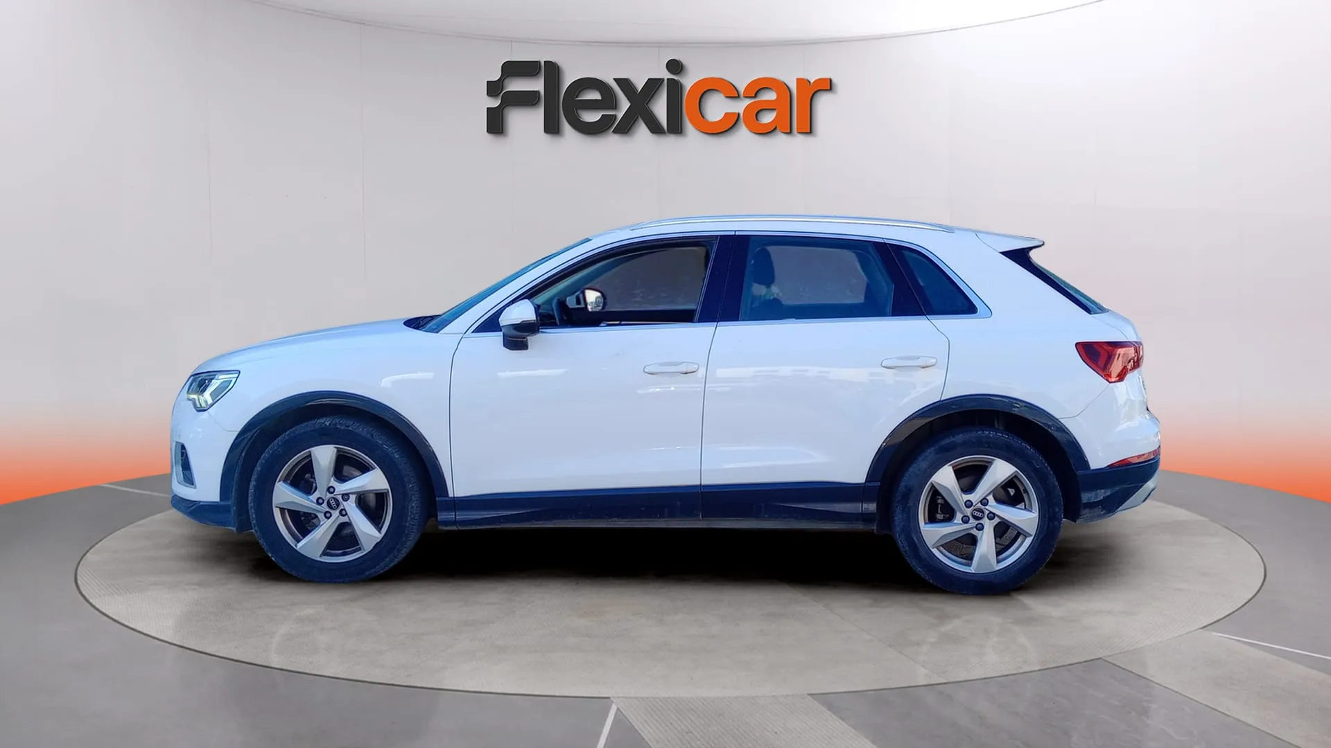 Audi Q3 35 TDI S tronic - foto 4