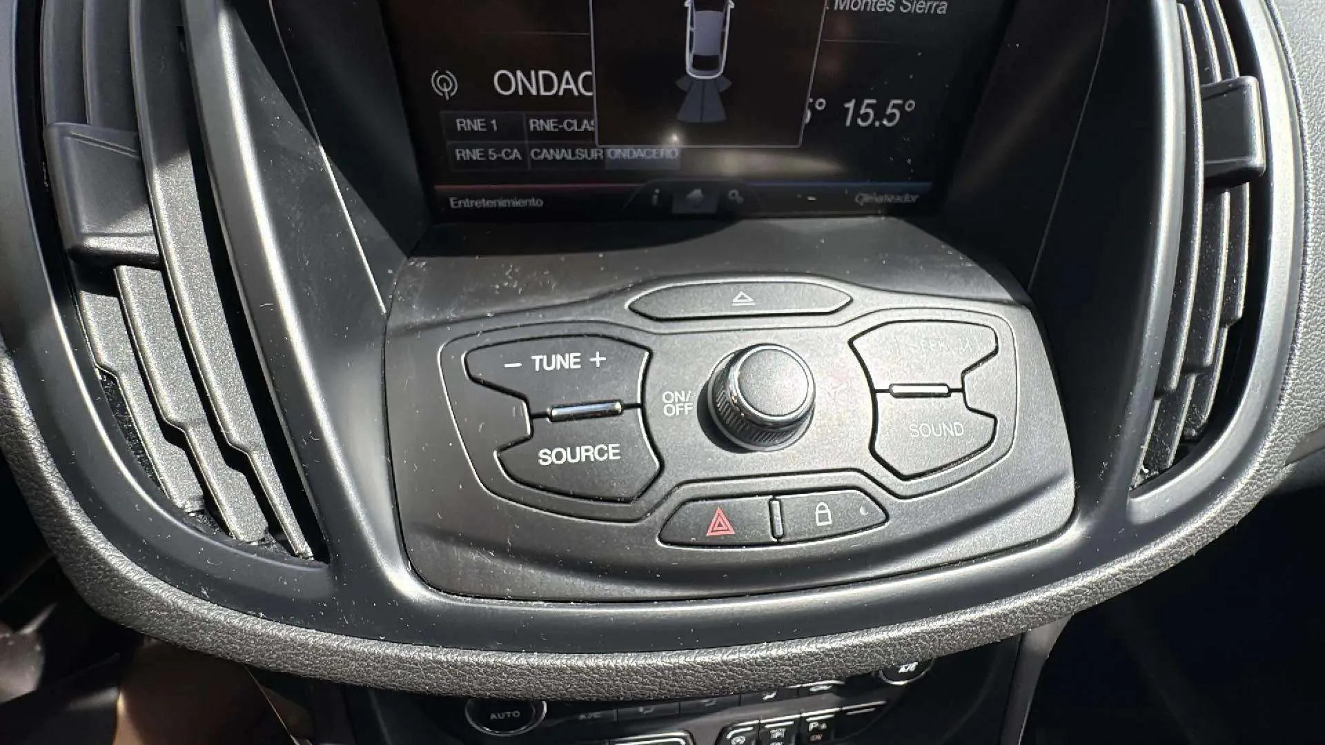 Ford Kuga 1.5 EcoBoost 180 4x4 A-S-S Titanium - foto 30