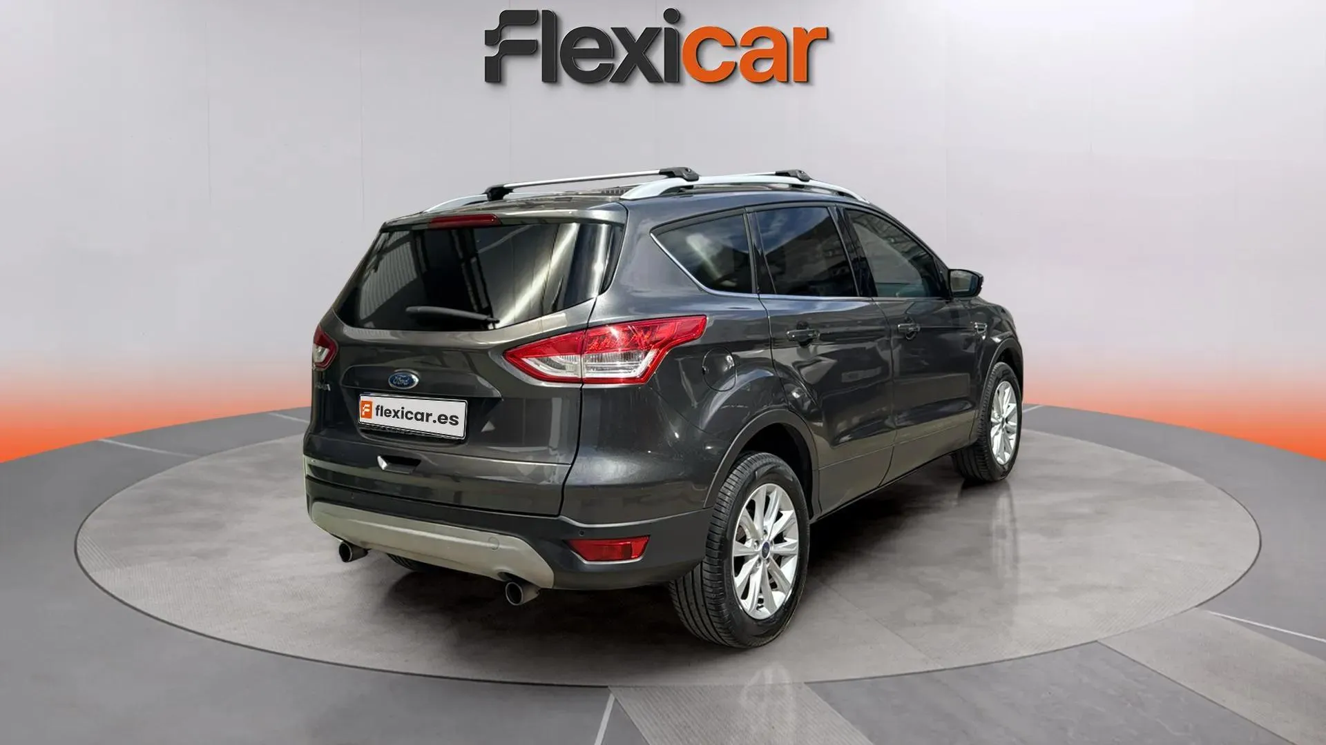 Ford Kuga 1.5 EcoBoost 180 4x4 A-S-S Titanium - foto 4