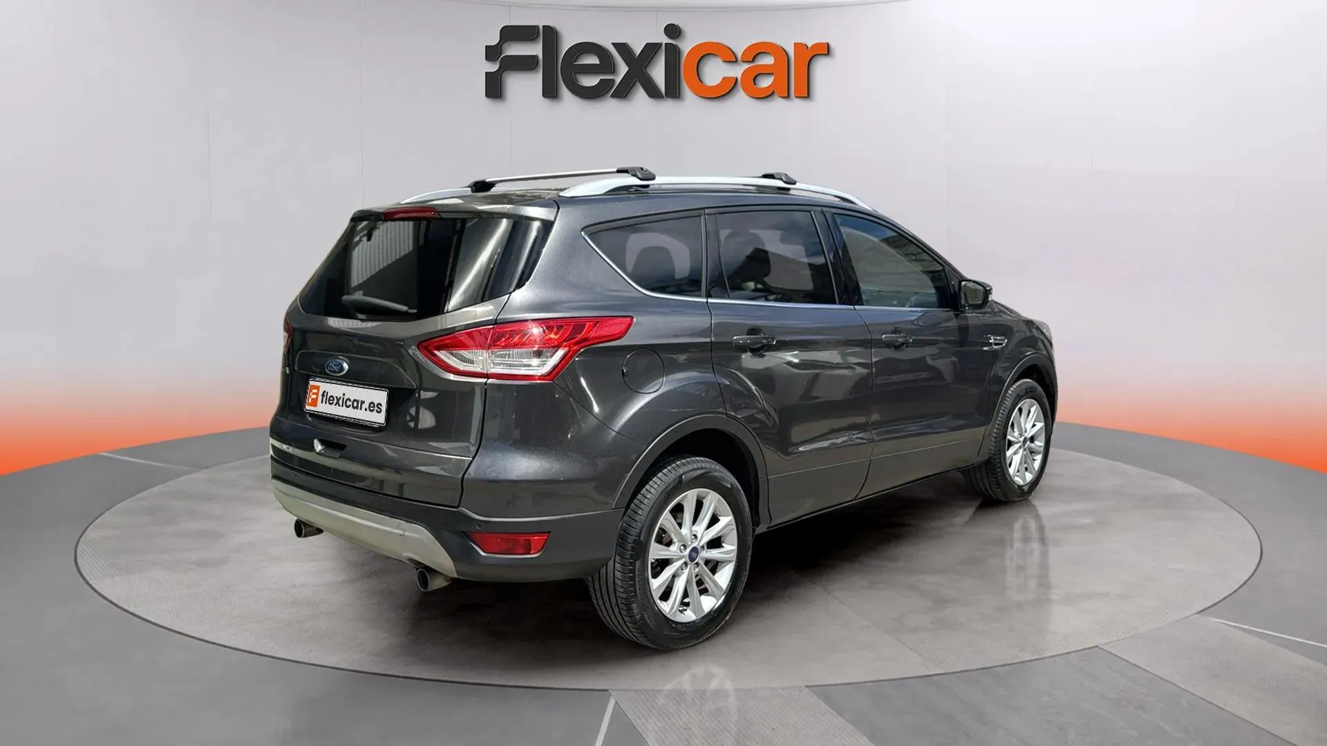 Ford Kuga 1.5 EcoBoost 180 4x4 A-S-S Titanium - foto 3