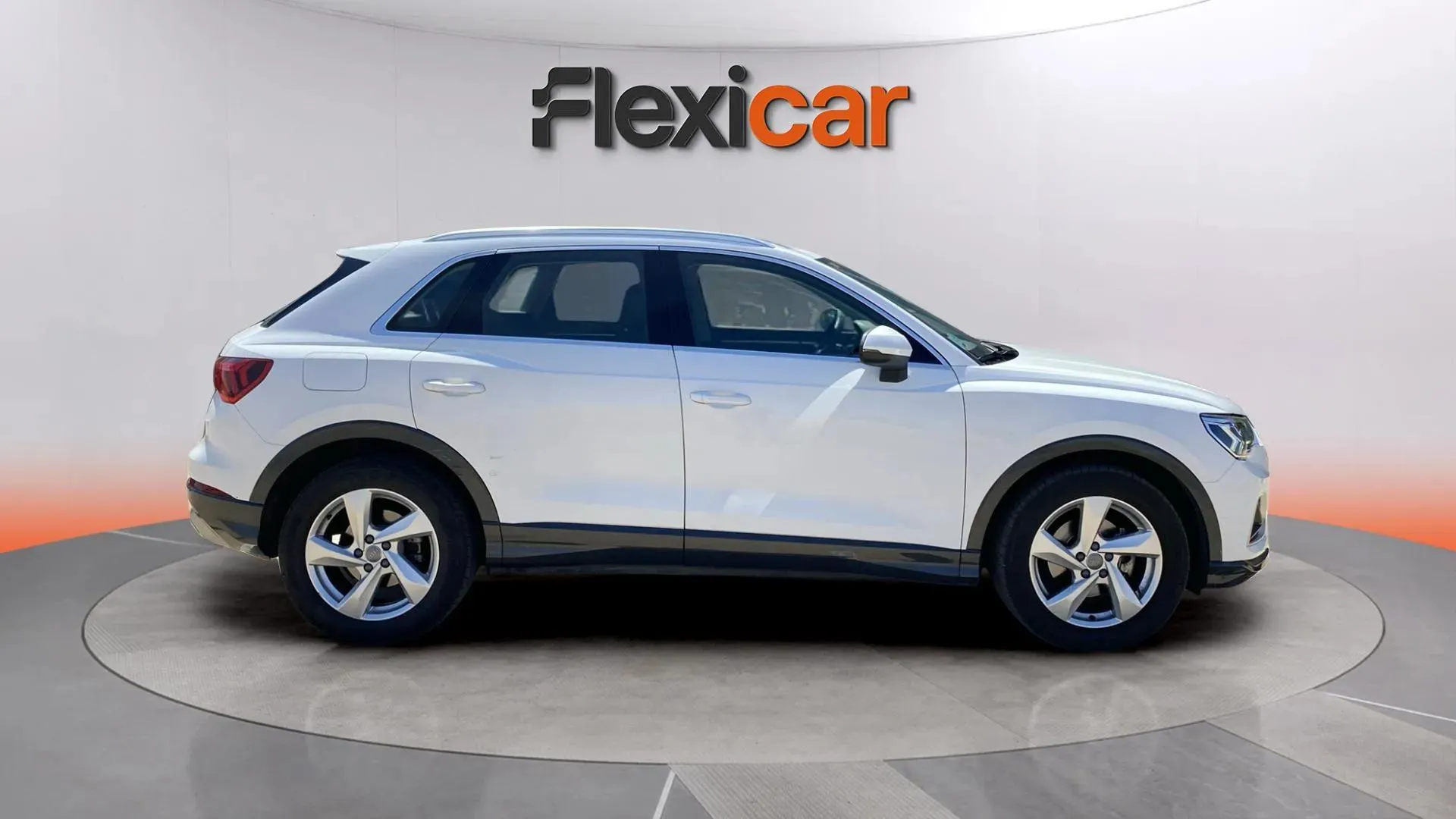 Audi Q3 35 TDI S tronic - foto 4