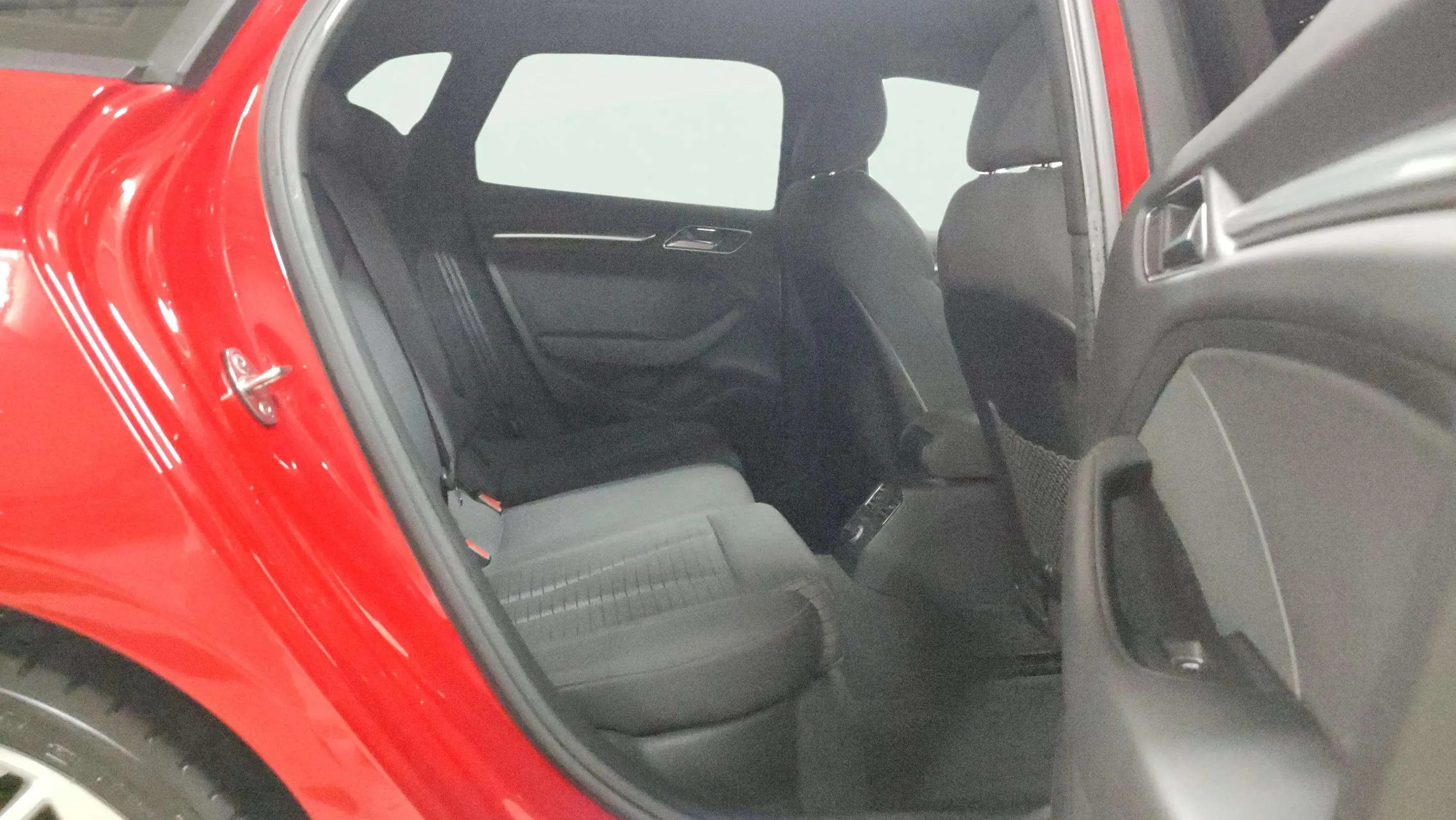Audi A3 S line edit 1.5 TFSI CoD EVO S tronic SB - foto 11