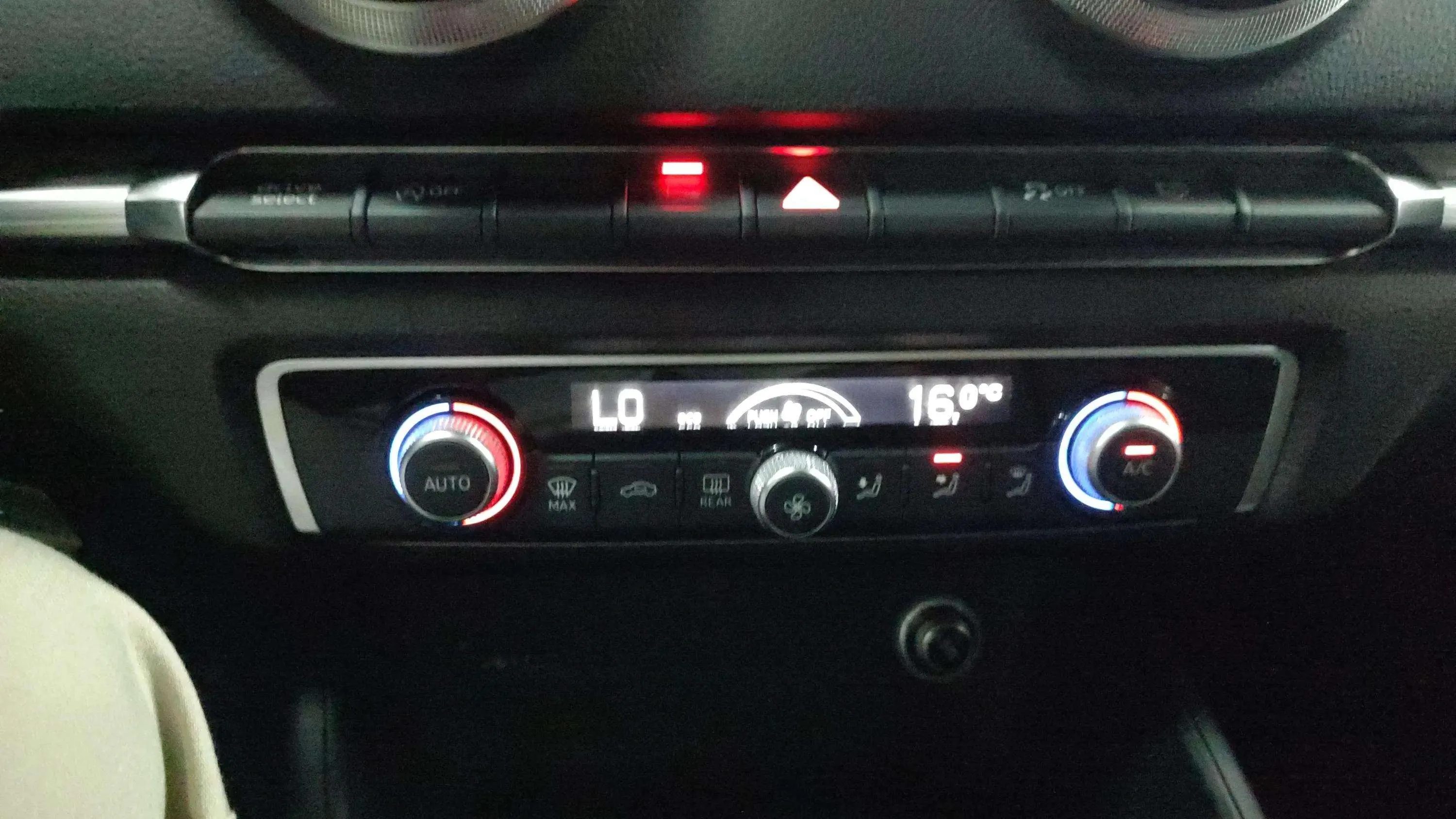 Audi A3 S line edit 1.5 TFSI CoD EVO S tronic SB - foto 20