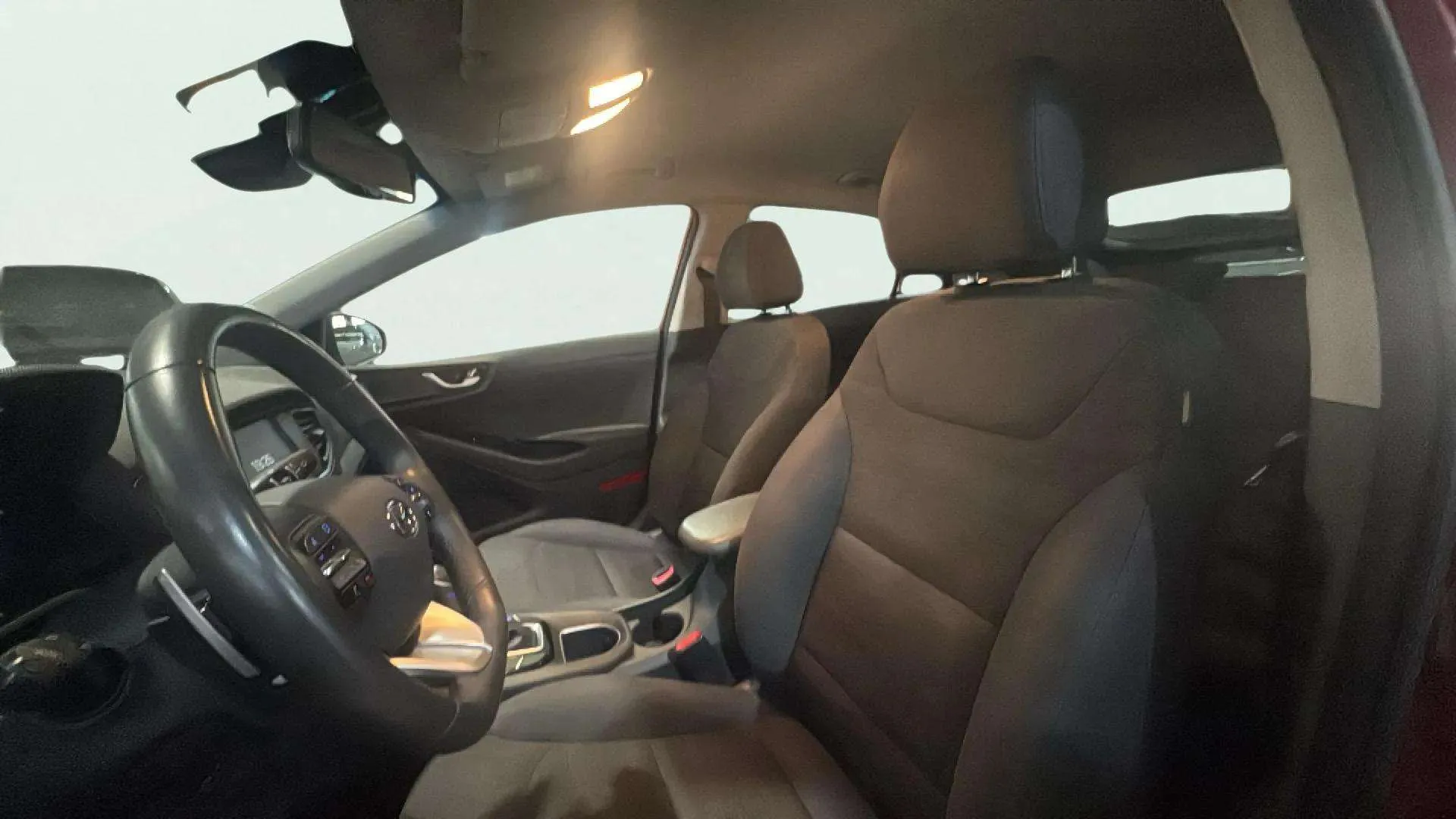 Hyundai Ioniq 1.6 GDI HEV Tecno DCT - foto 10
