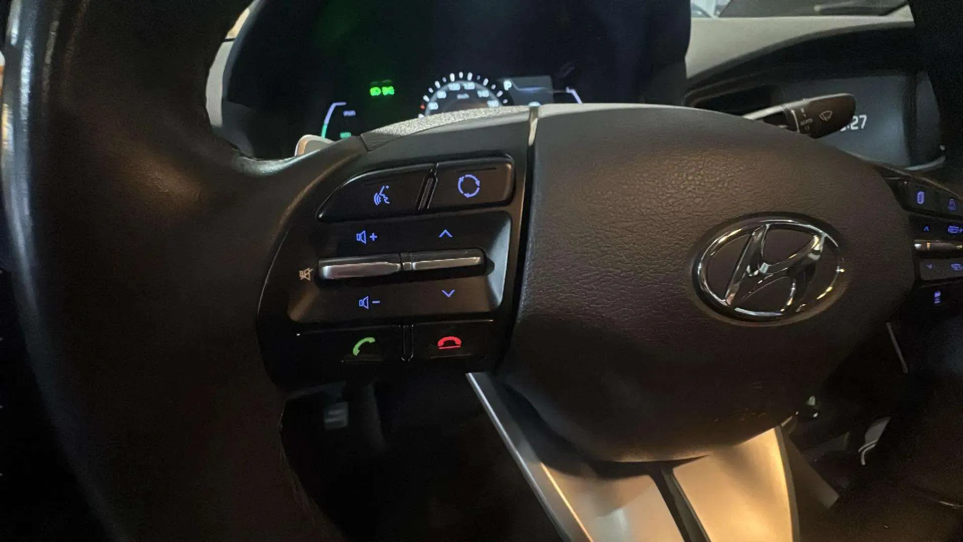 Hyundai Ioniq 1.6 GDI HEV Tecno DCT - foto 17