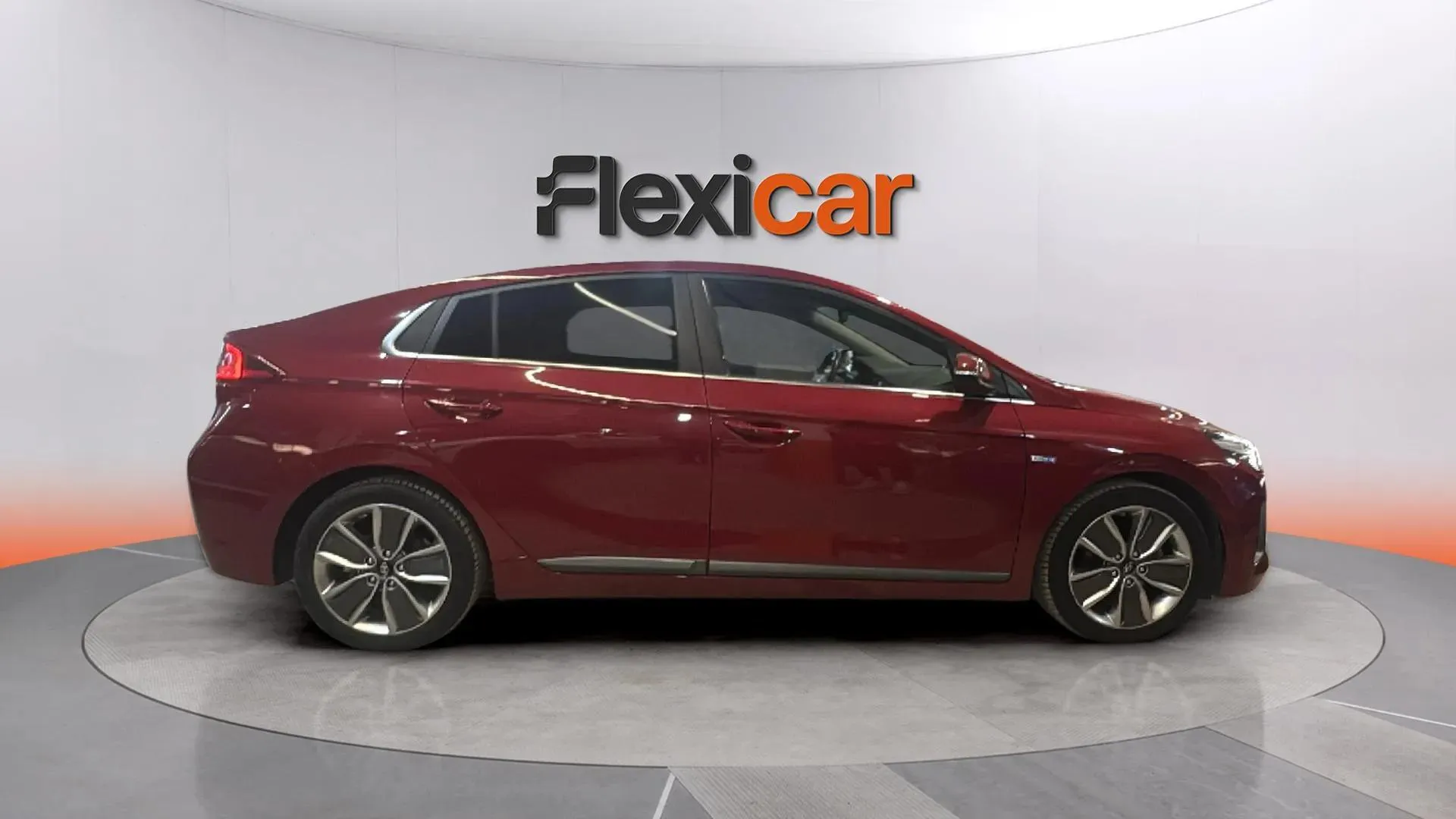 Hyundai Ioniq 1.6 GDI HEV Tecno DCT - foto 2