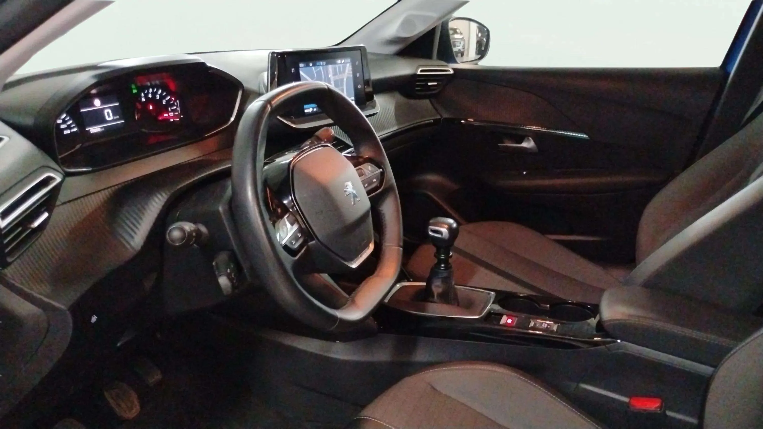 Peugeot 208 PureTech Allure - foto 6