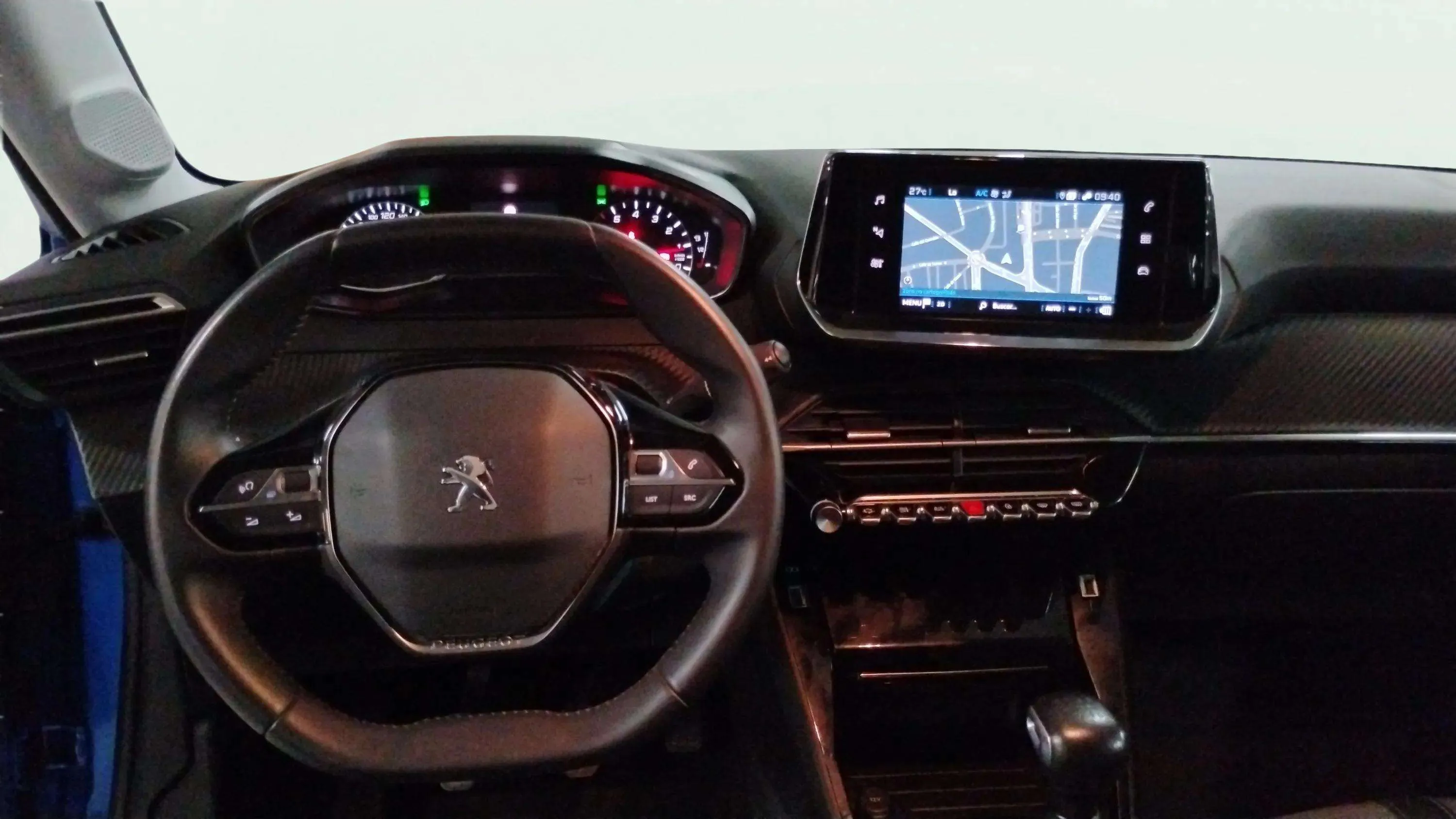 Peugeot 208 PureTech Allure - foto 8