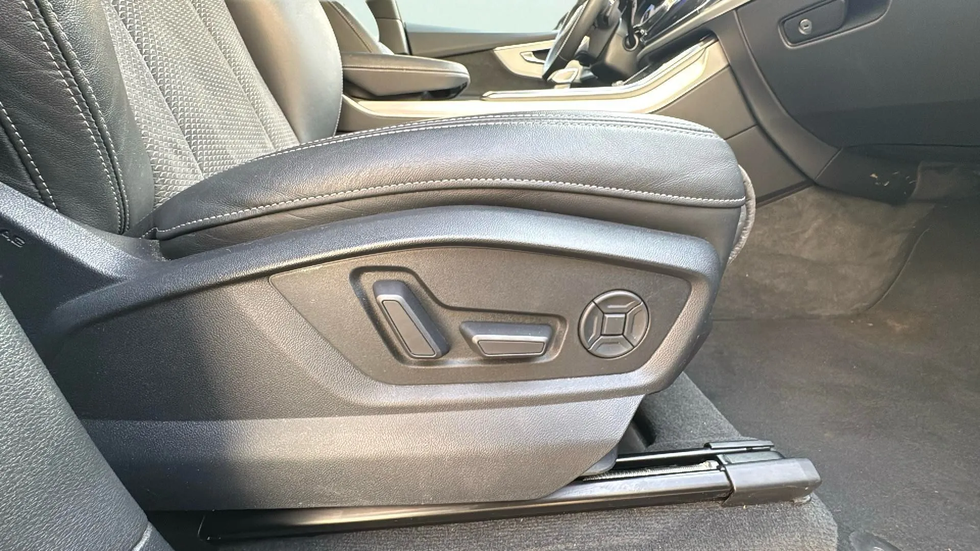 Audi Q7 S line 45 TDI quat. tip. - foto 20
