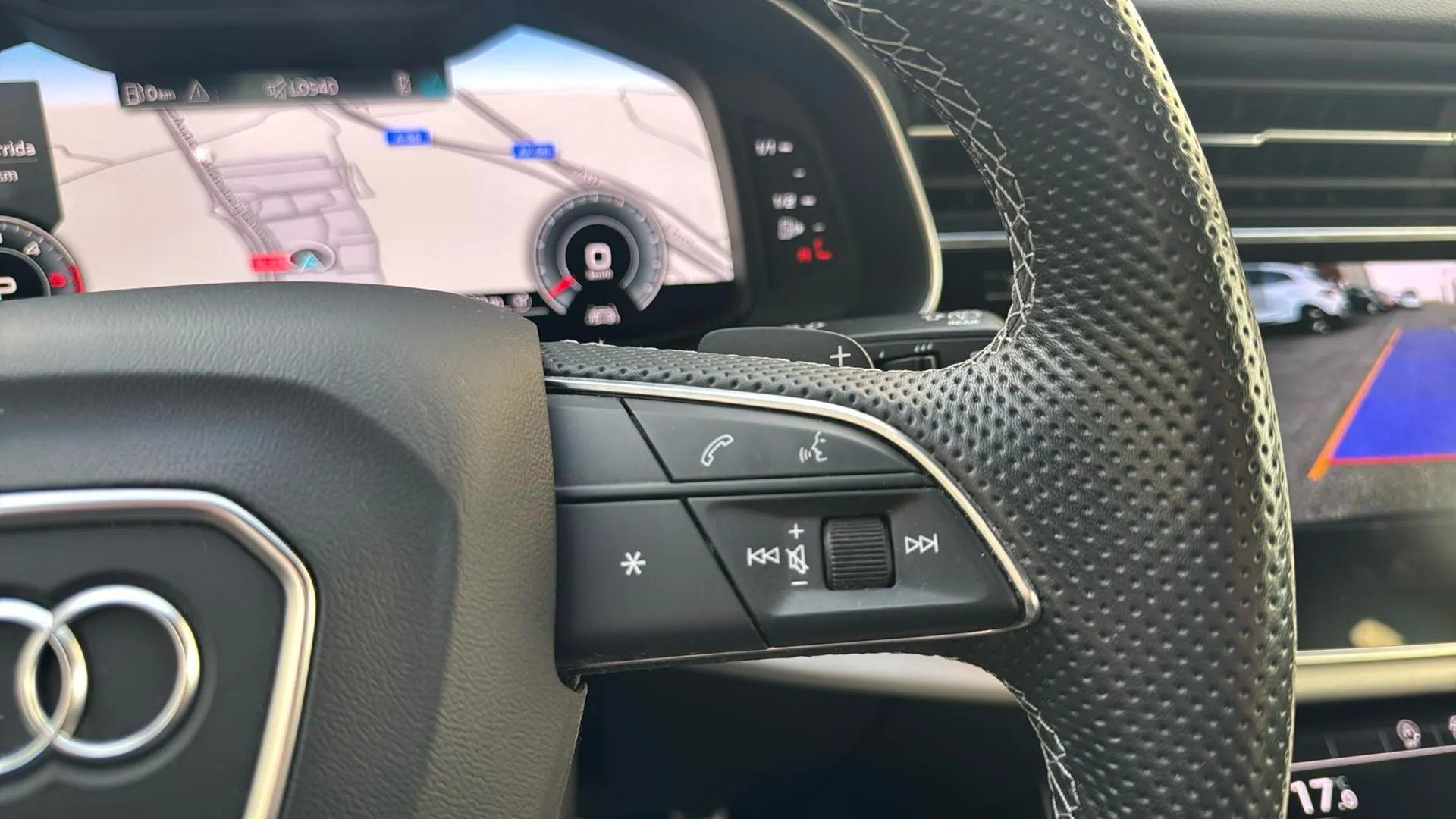 Audi Q7 S line 45 TDI quat. tip. - foto 14