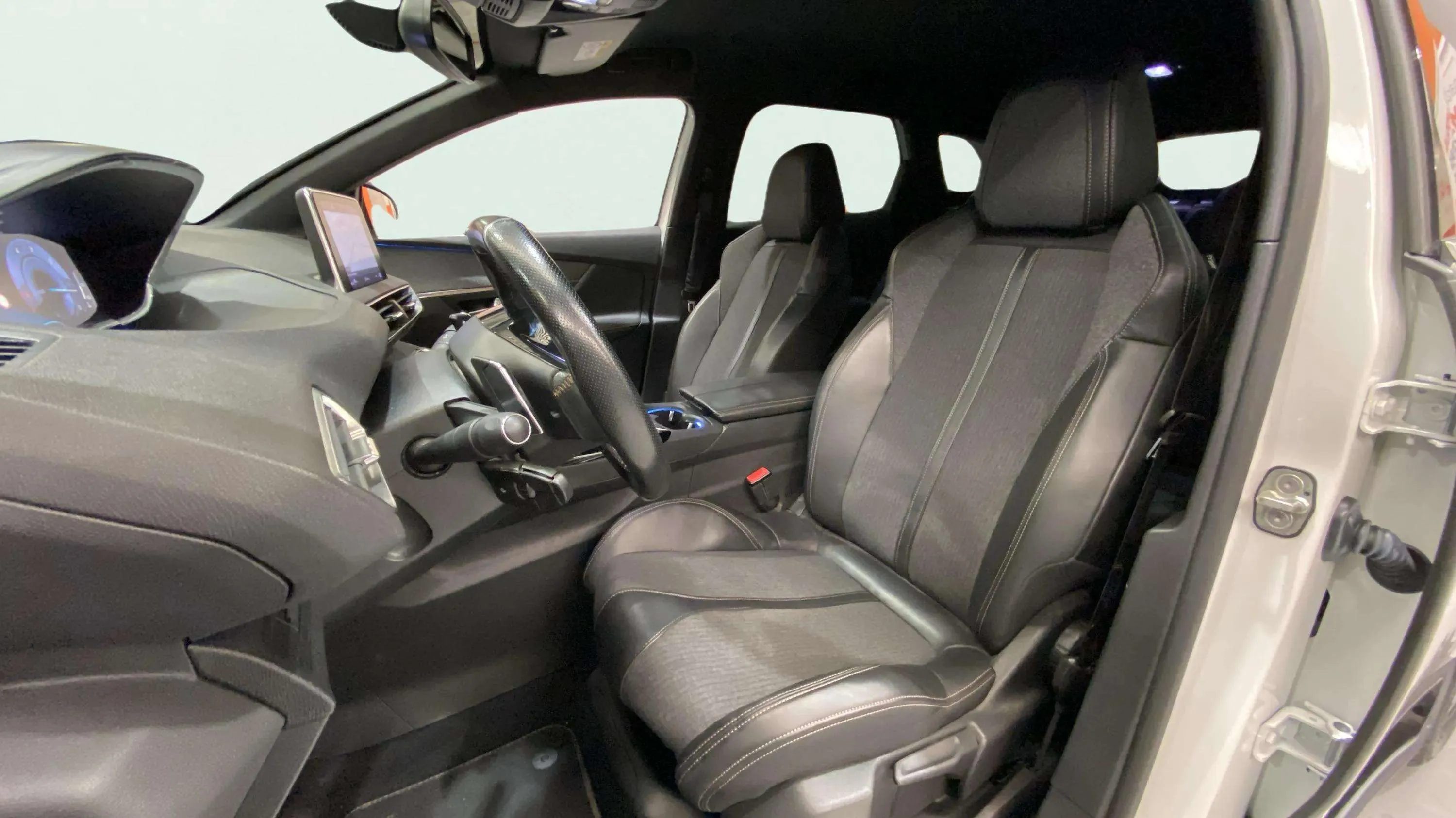 Peugeot 3008 GT Line BlueHDi EAT8 - foto 10