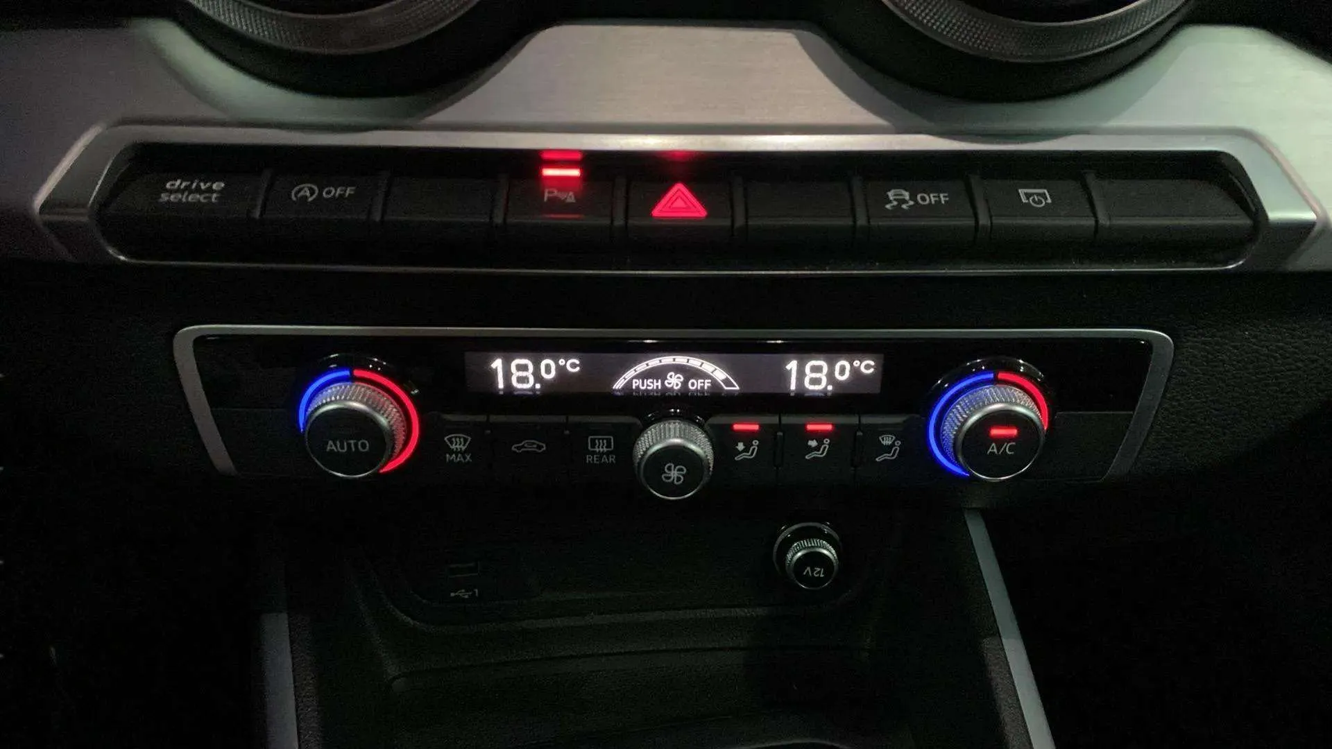 Audi Q2 S line 35 TDI quattro S tronic - foto 16