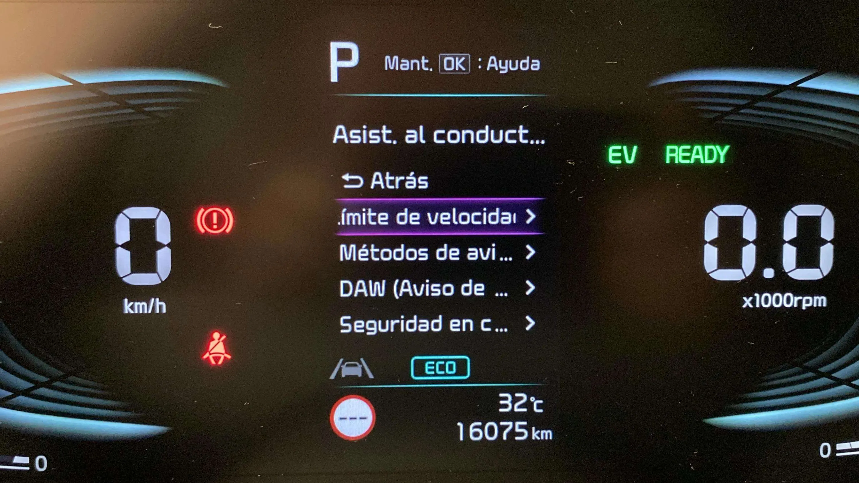 Kia Niro 1.6 GDi HEV Concept - foto 23