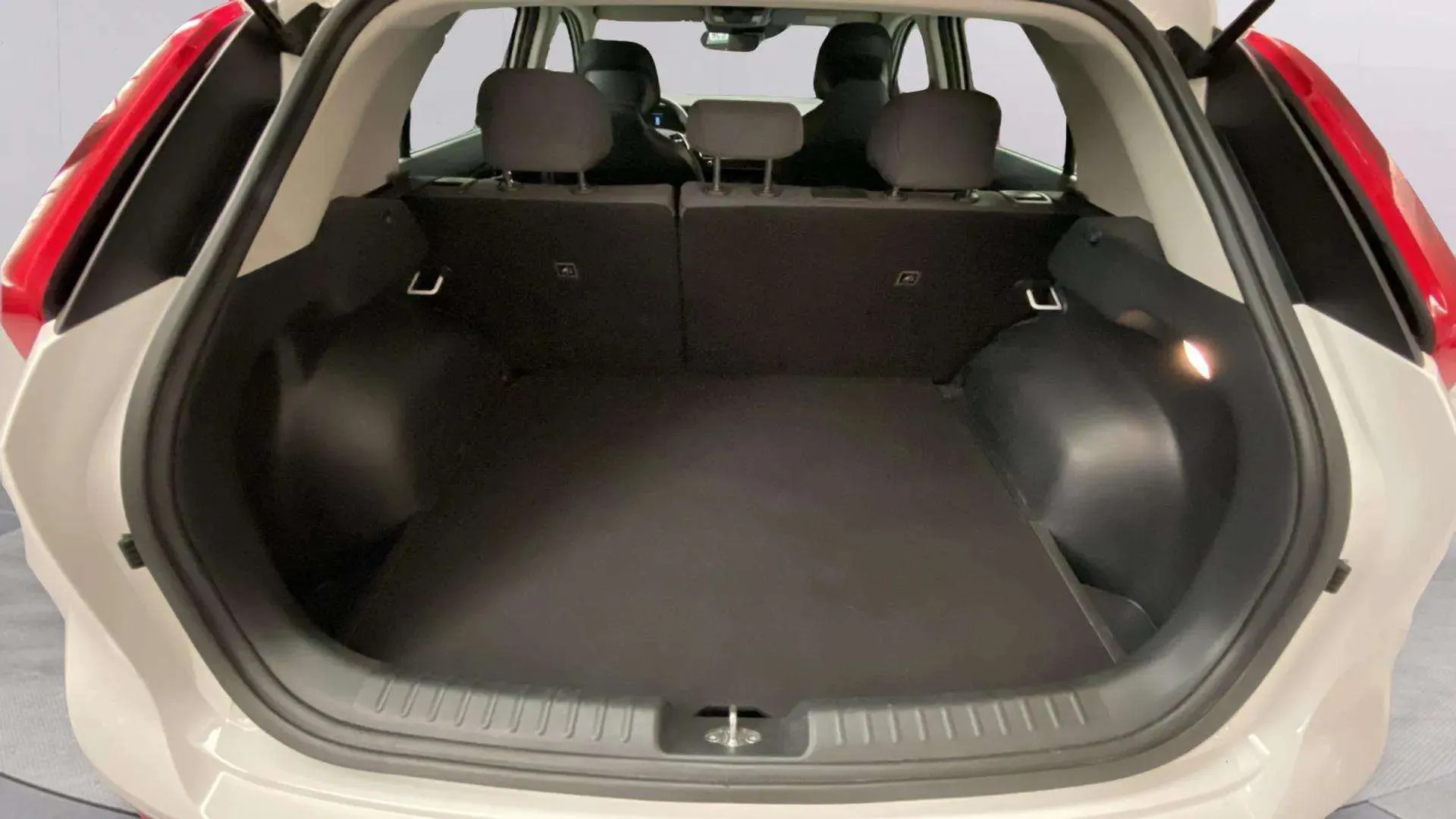 Kia Niro 1.6 GDi HEV Concept - foto 9