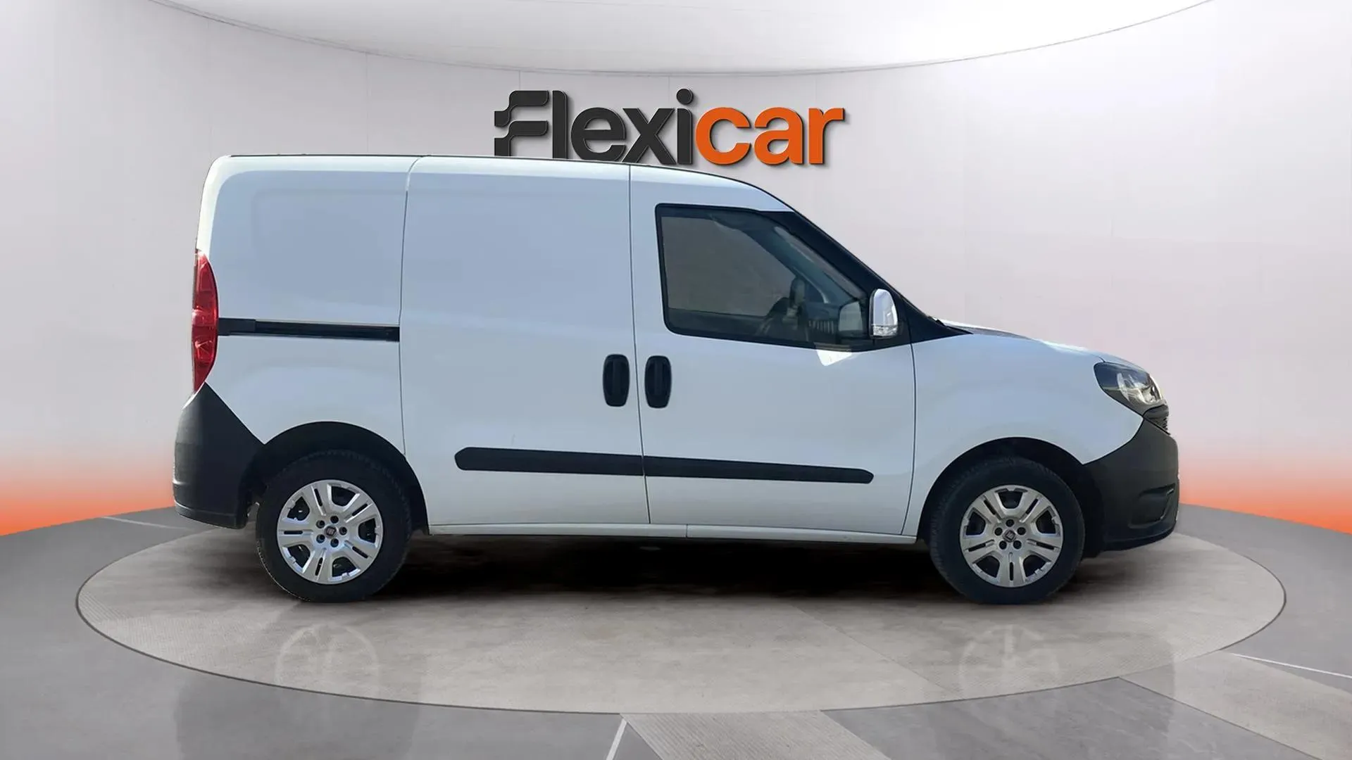 Fiat Doblò Easy 1.6 MultiJet SWB - foto 8
