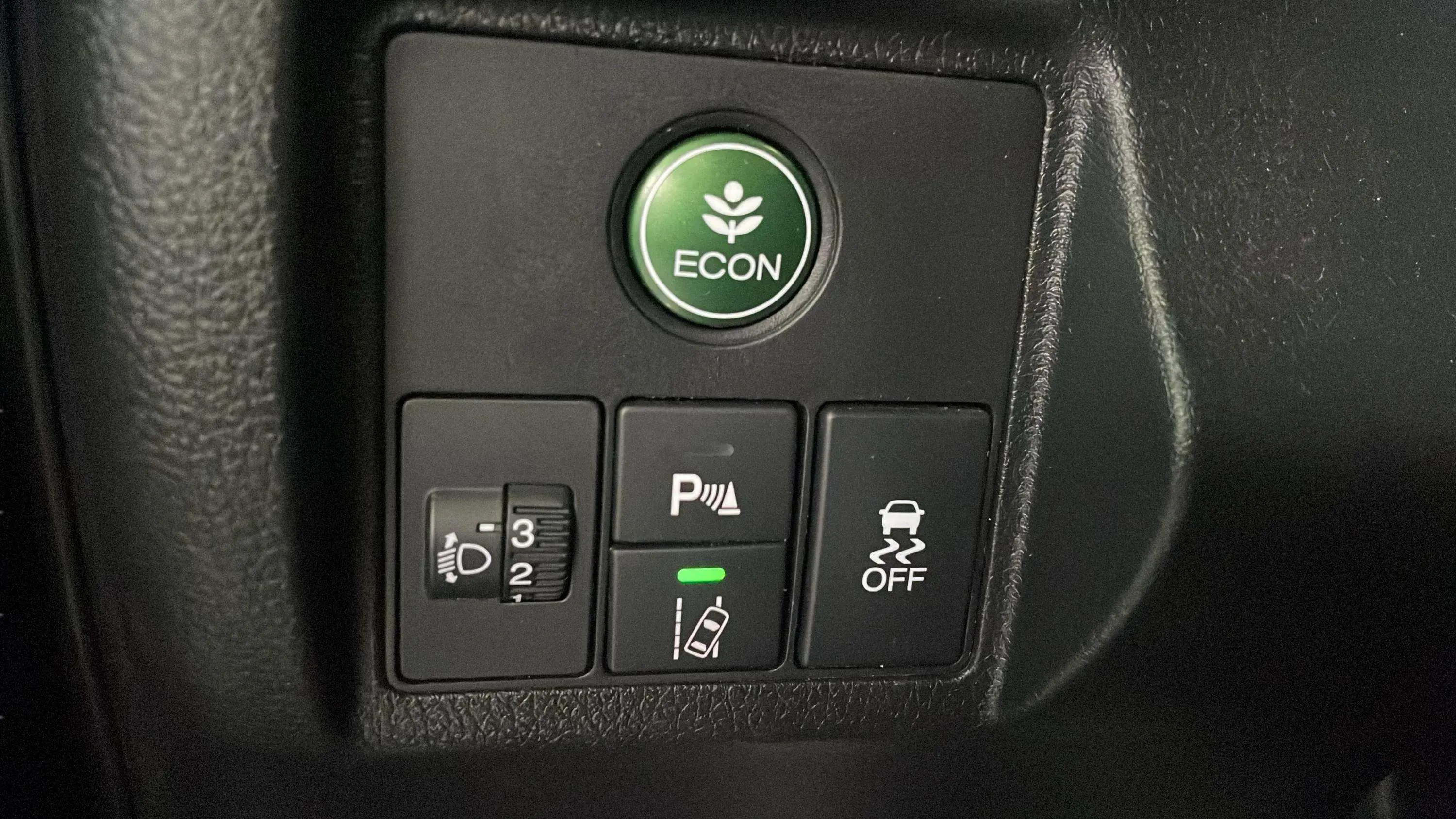 Honda HR-V 1.6 i-DTEC Comfort - foto 16