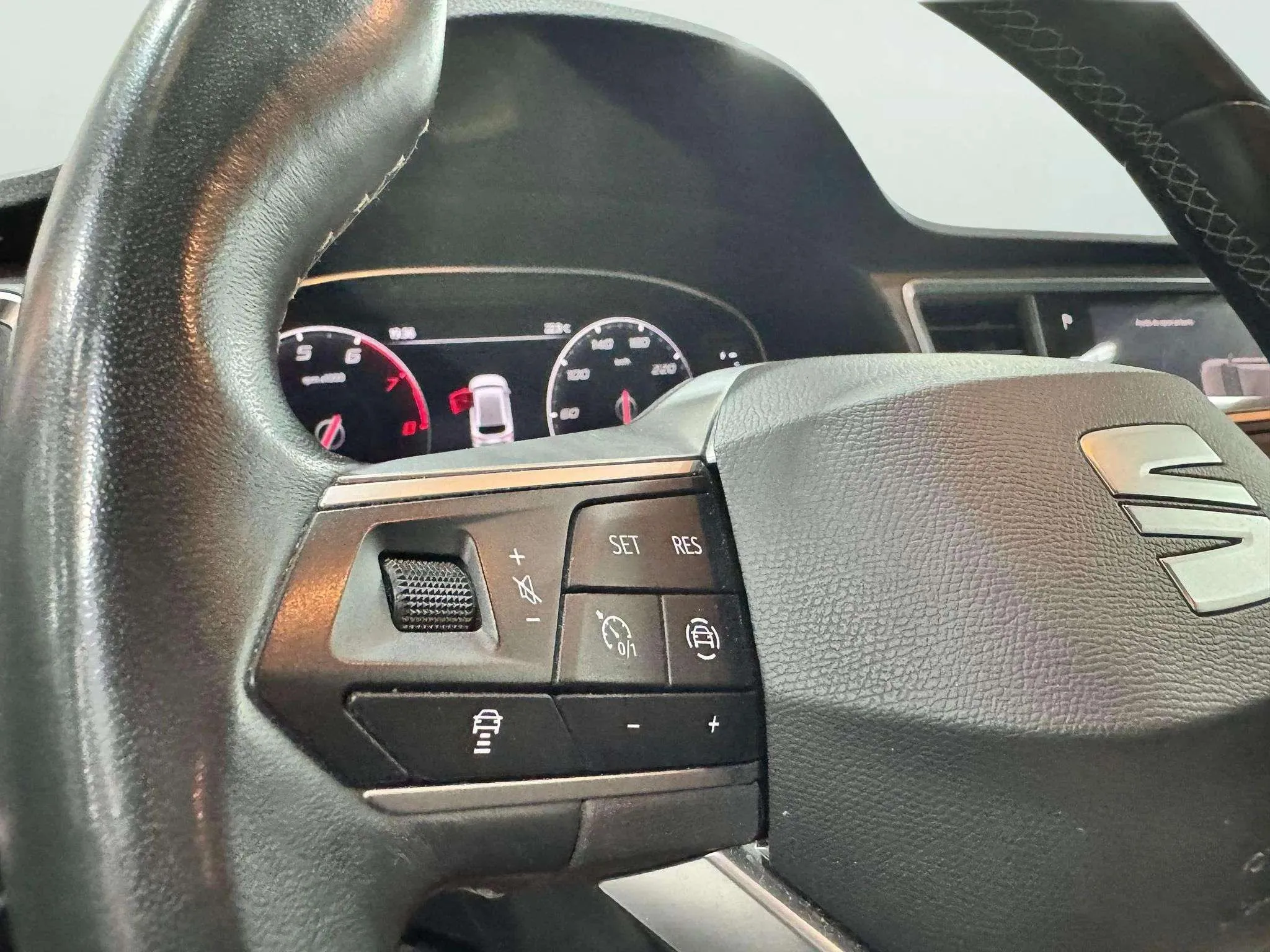SEAT Ateca 1.0 TSI Reference - foto 11