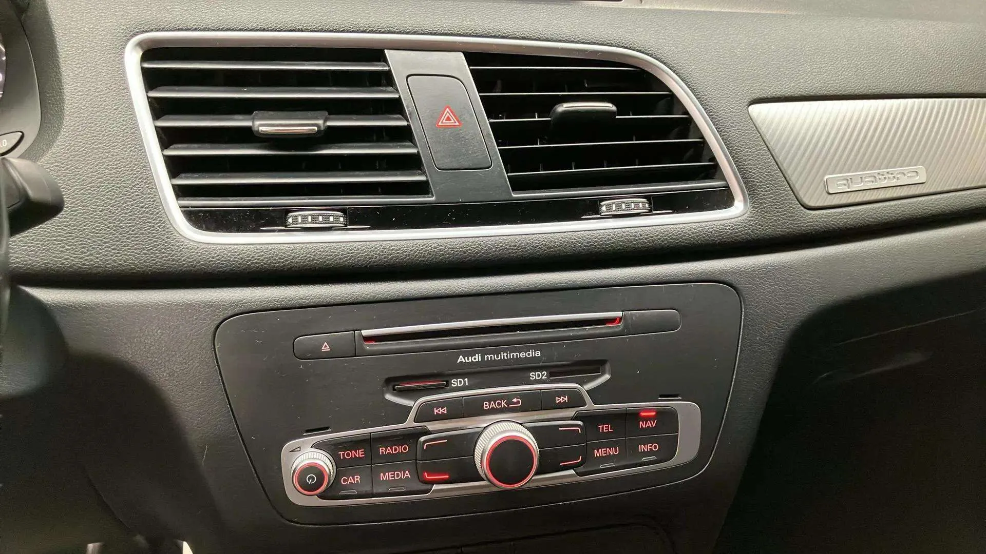 Audi Q3 2.0 TDI quattro S tronic - foto 20