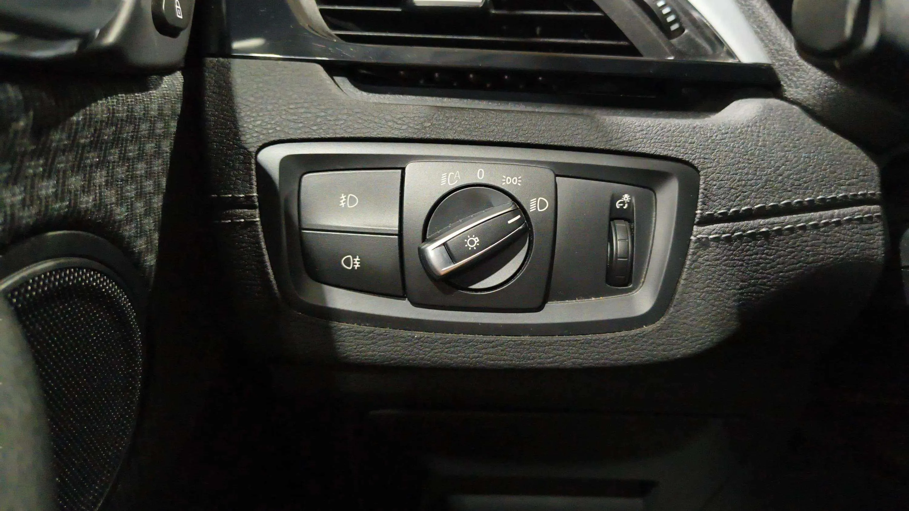 BMW X2 sDrive18d - foto 23
