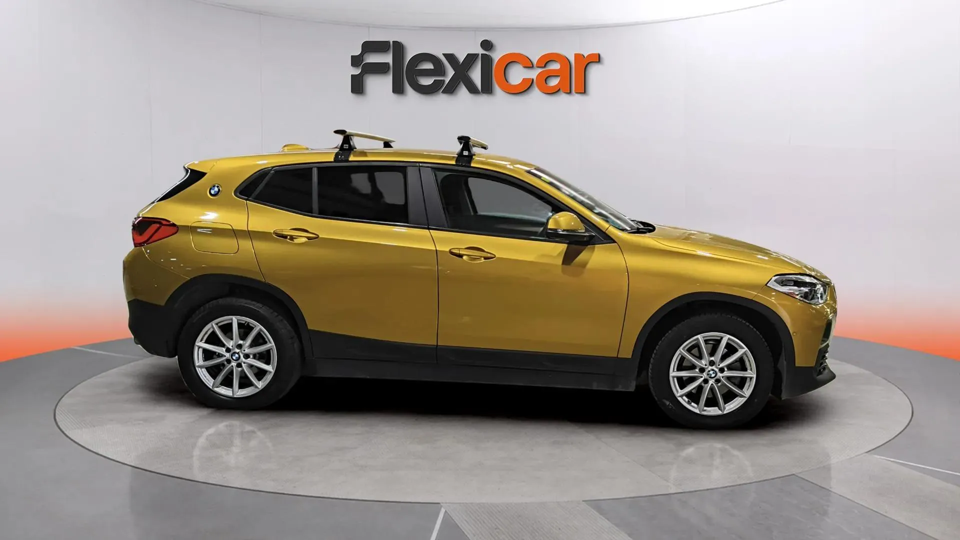 BMW X2 sDrive18d - foto 8