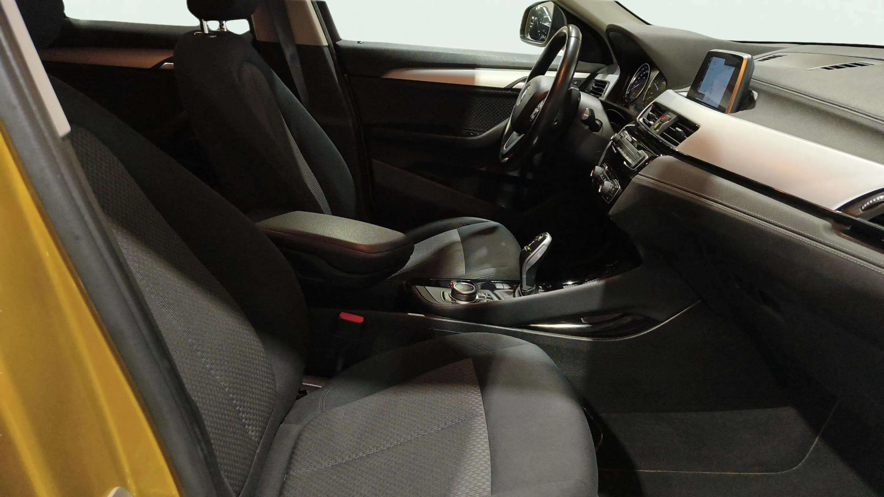 BMW X2 sDrive18d - foto 12