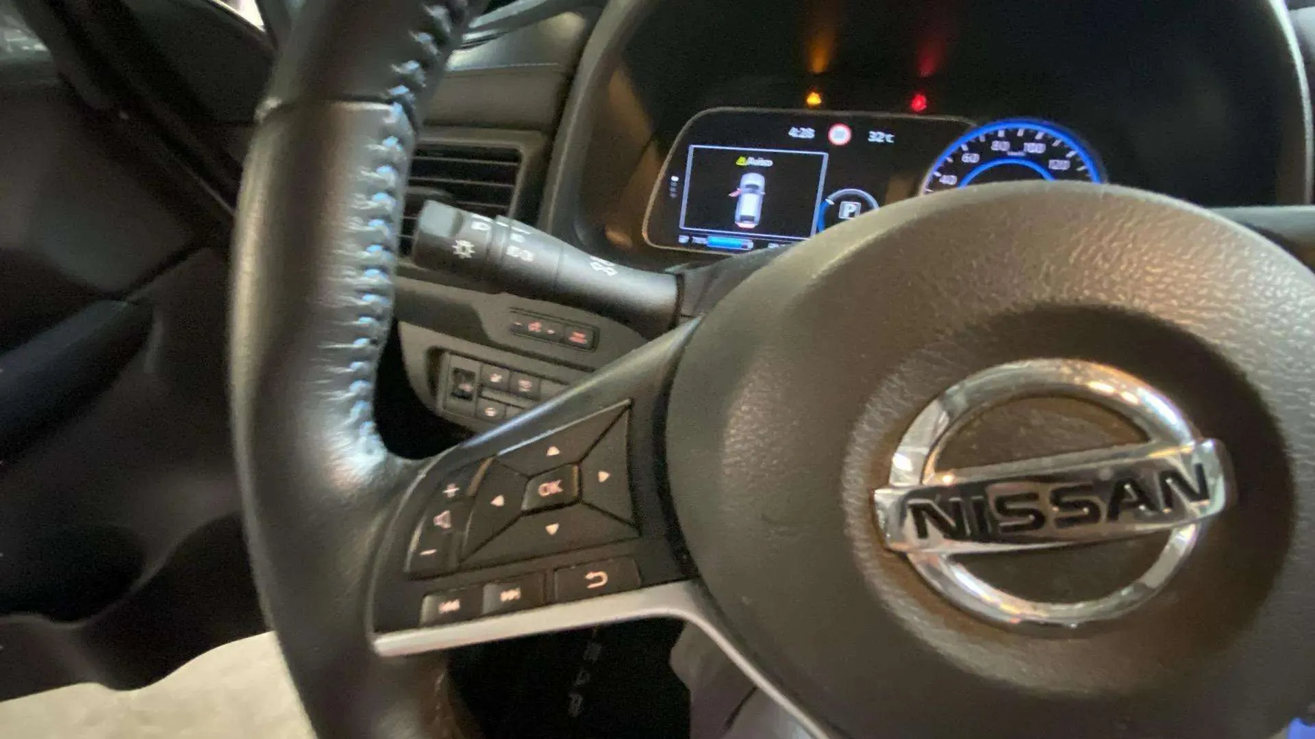 Nissan Leaf 40kWh N-Connecta - foto 19