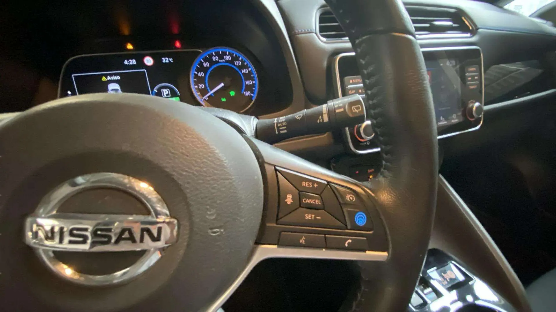 Nissan Leaf 40kWh N-Connecta - foto 20