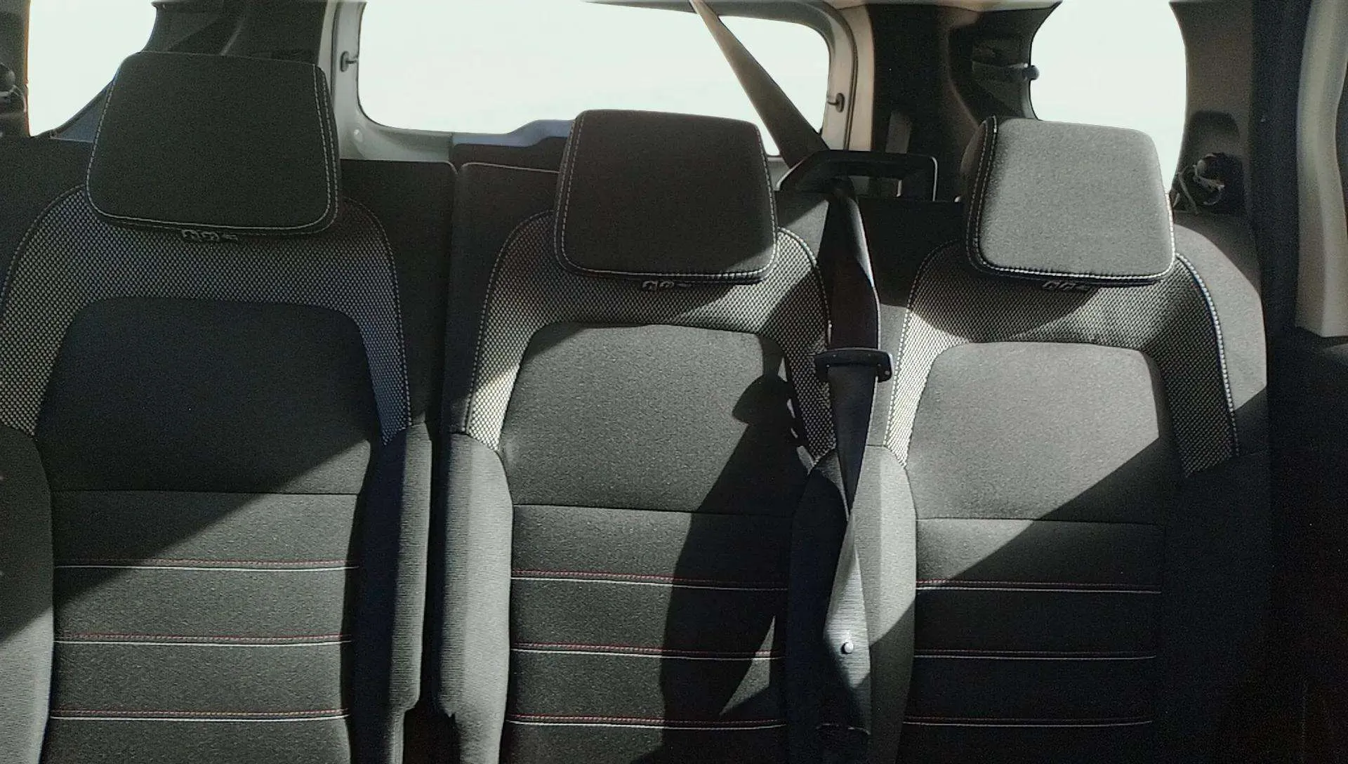 Dacia Jogger Expression TCe 7 plazas - foto 12