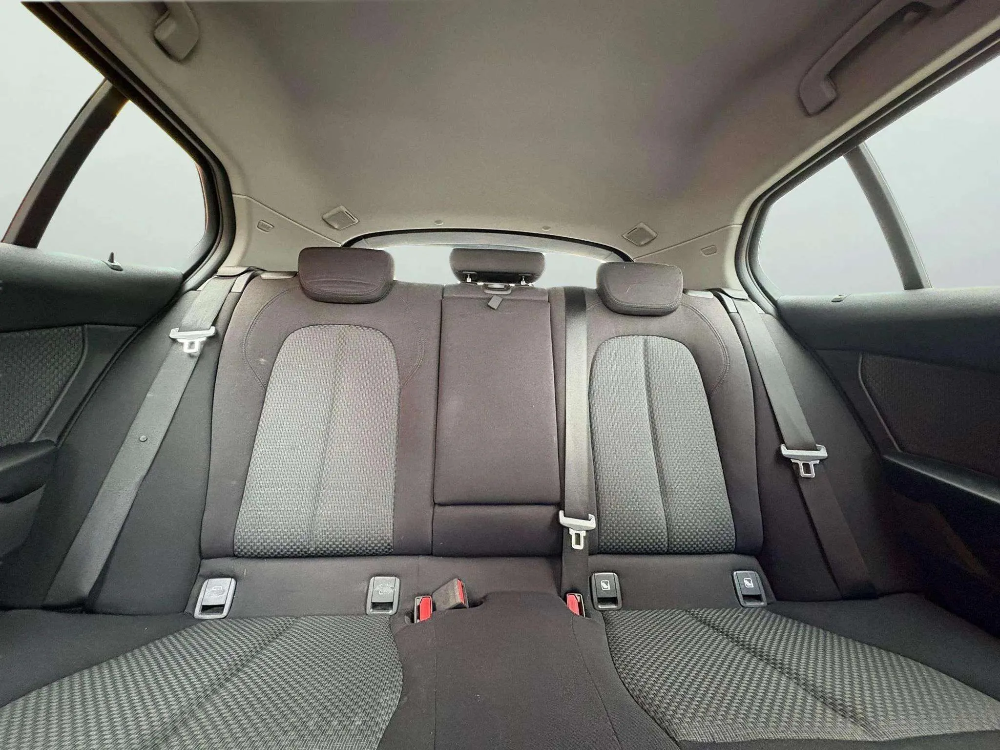 BMW Serie 1 118i - foto 18