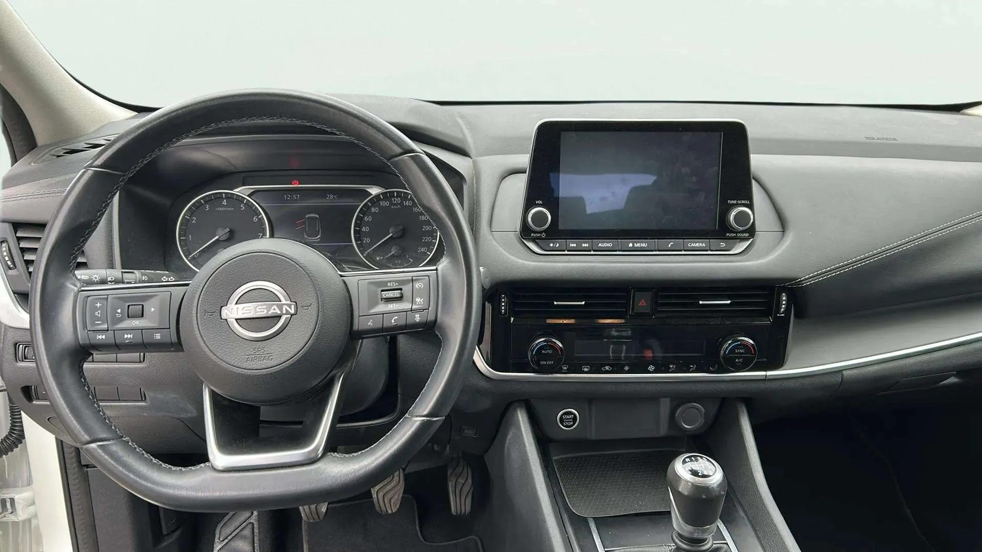 Nissan Qashqai DIG-T mHEV 4x2 Acenta - foto 8