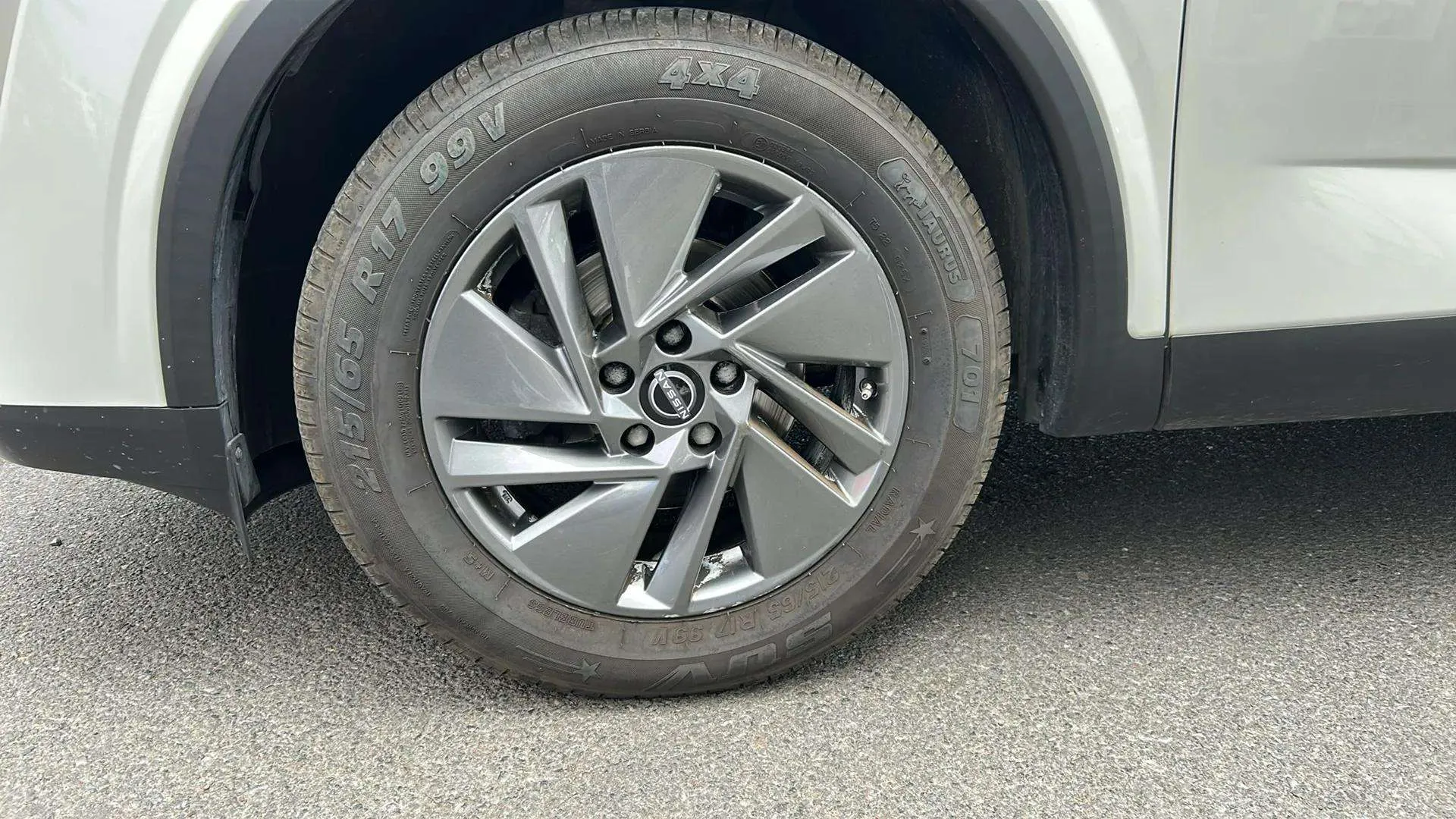 Nissan Qashqai DIG-T mHEV 4x2 Acenta - foto 23